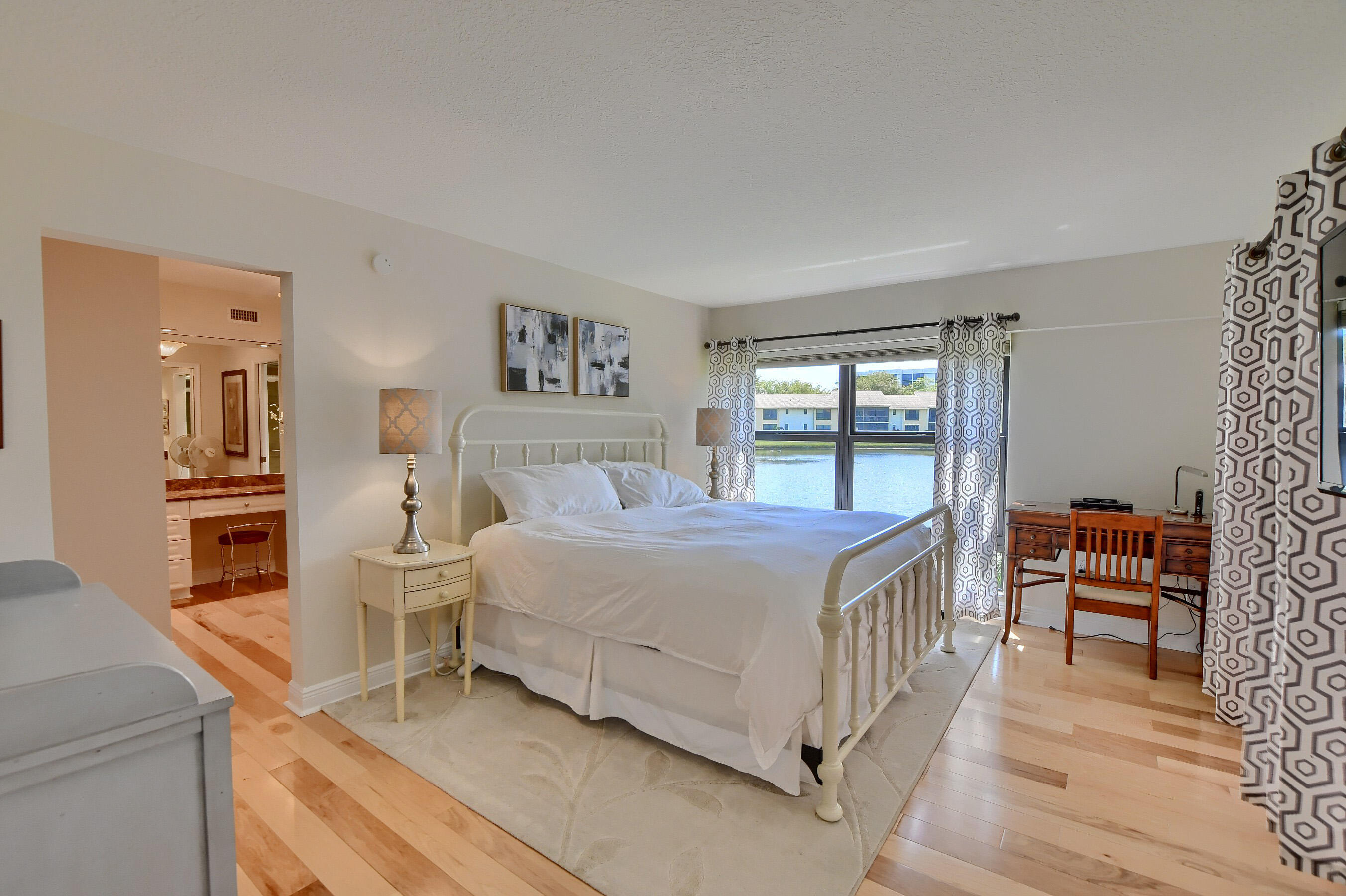6748 Willow Wood #1305, Boca Raton FL 33434