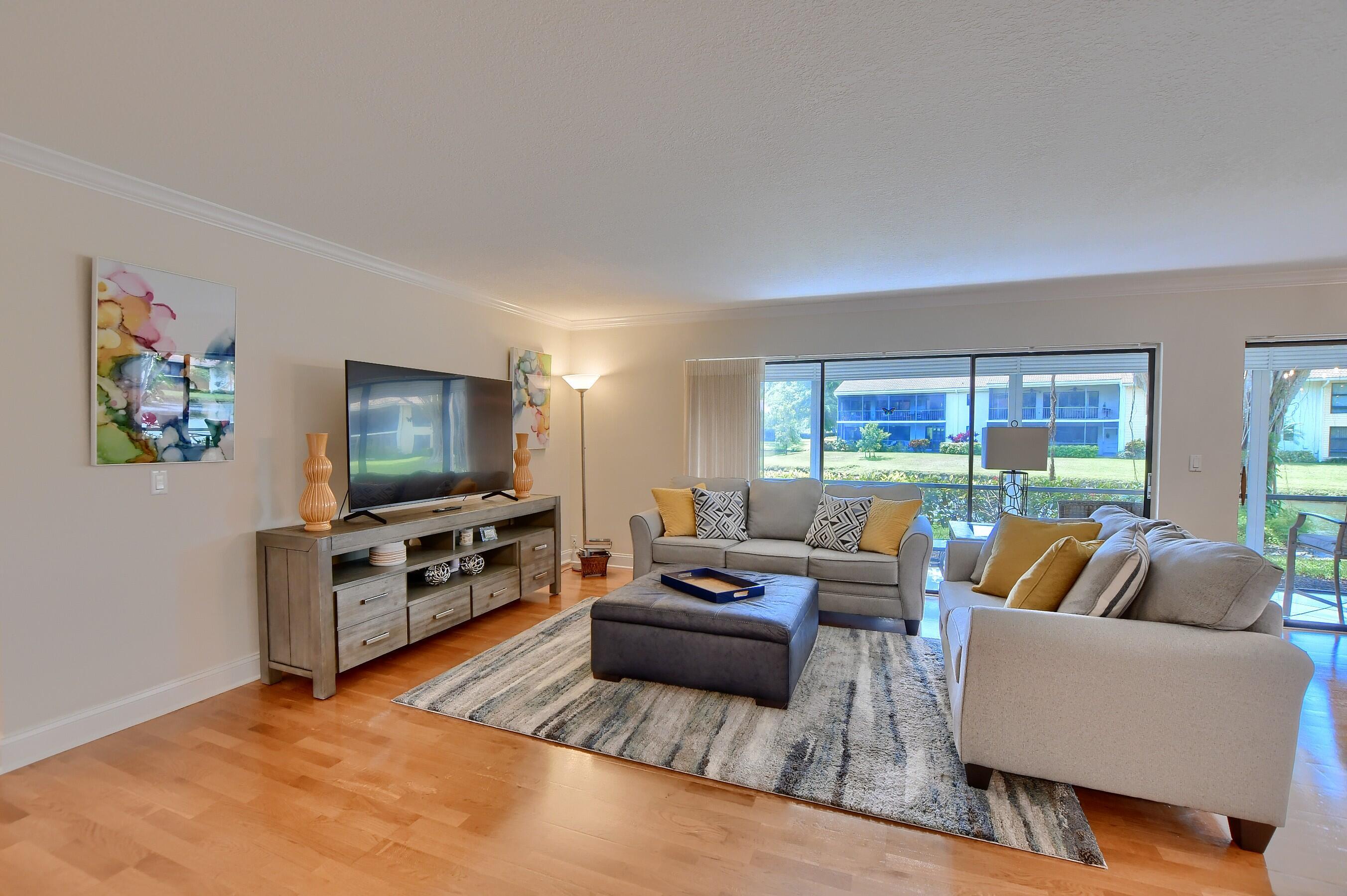 6748 Willow Wood #1305, Boca Raton FL 33434