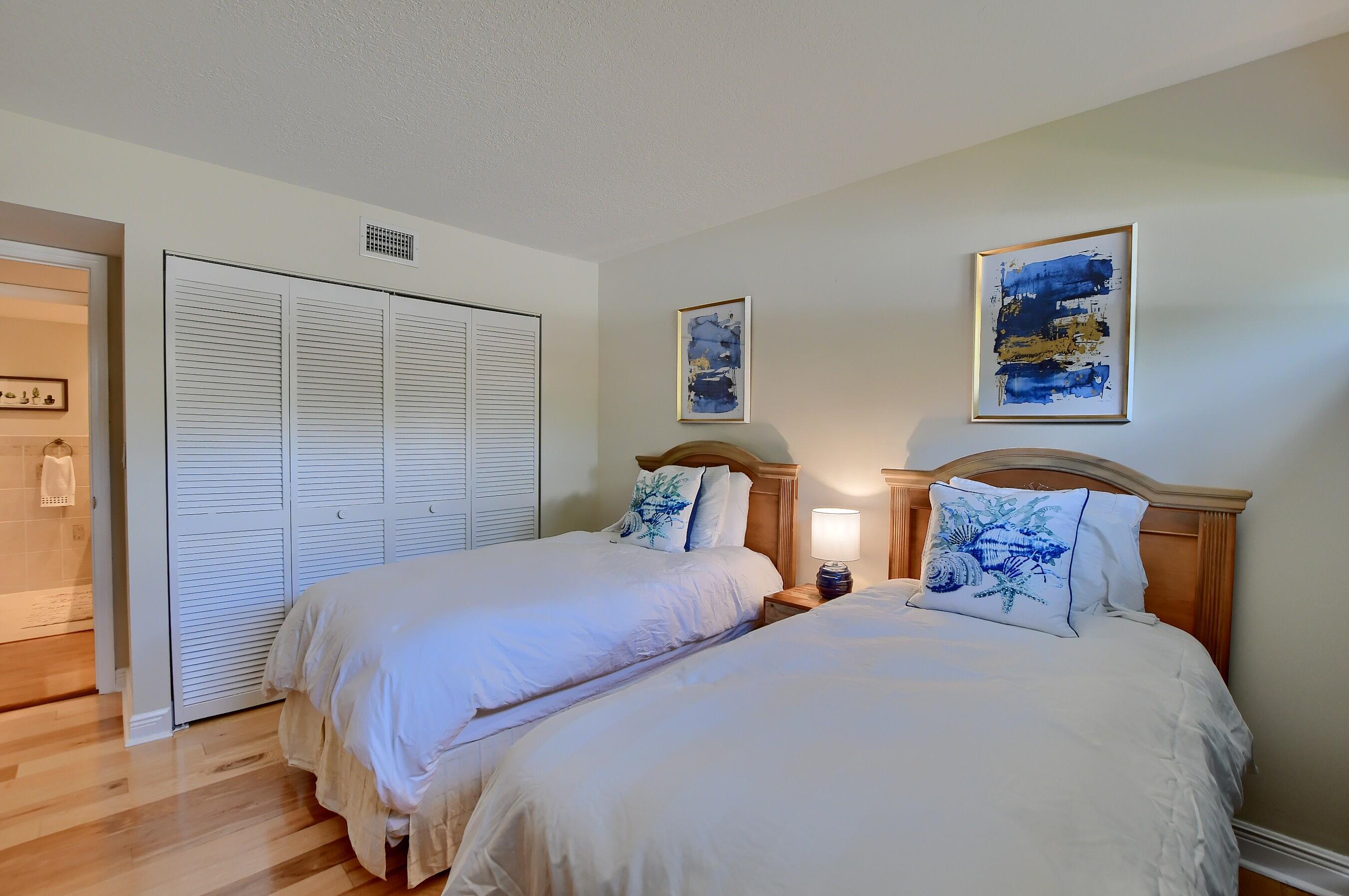6748 Willow Wood #1305, Boca Raton FL 33434