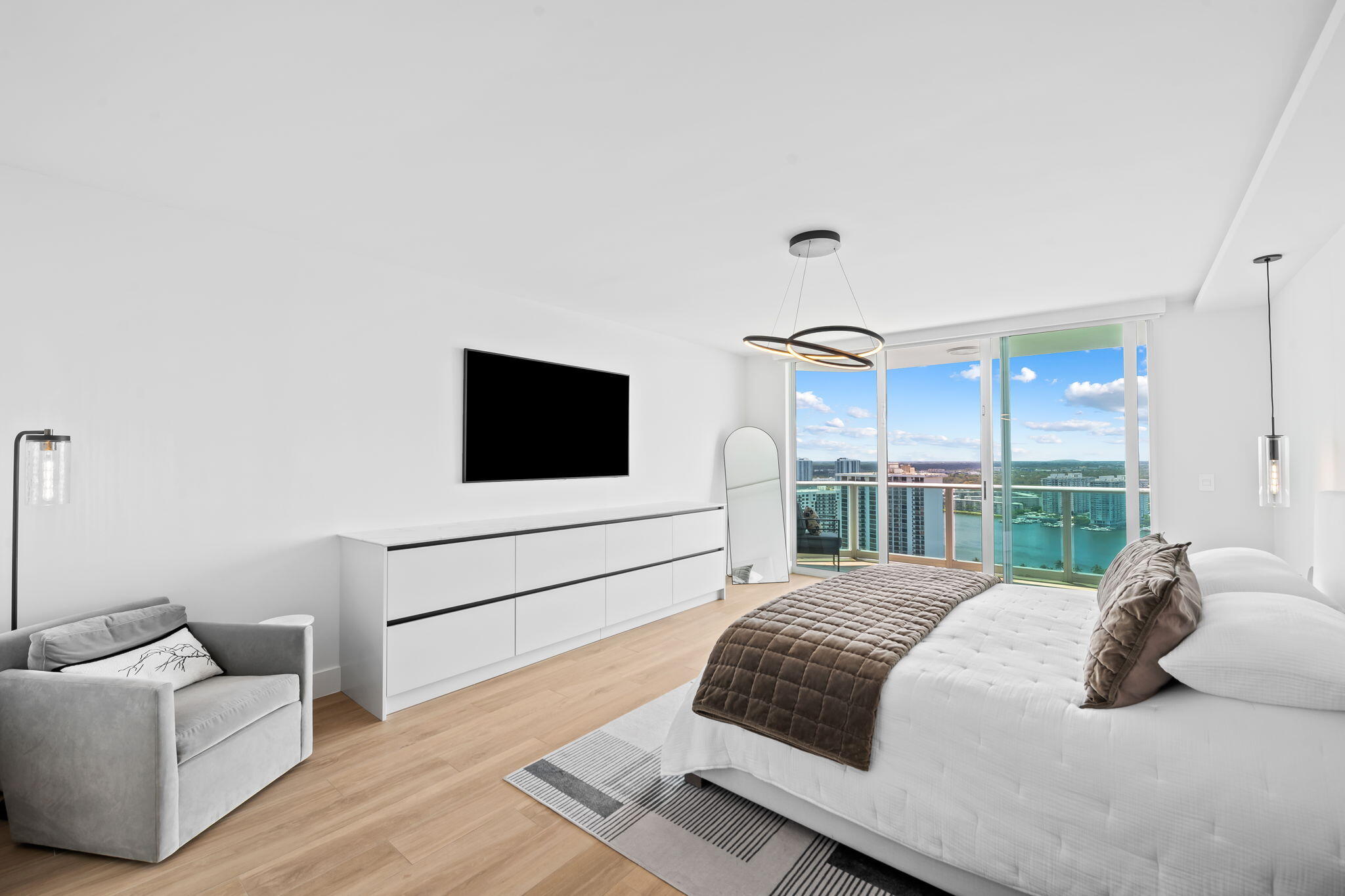 3301 NE 183rd #2906, Aventura FL 33160