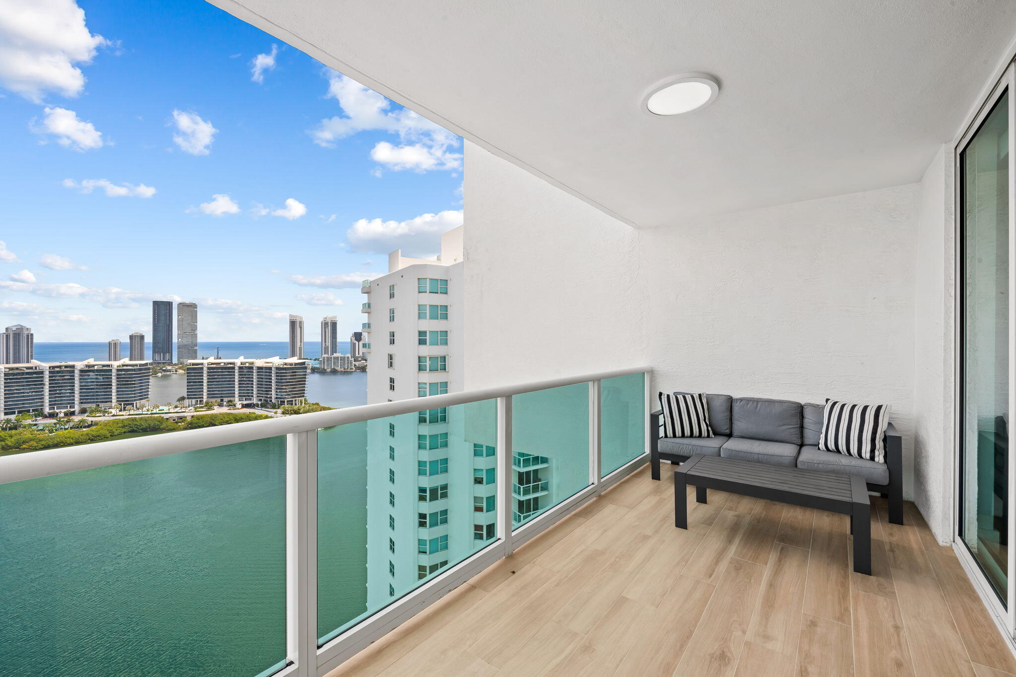 3301 NE 183rd #2906, Aventura FL 33160