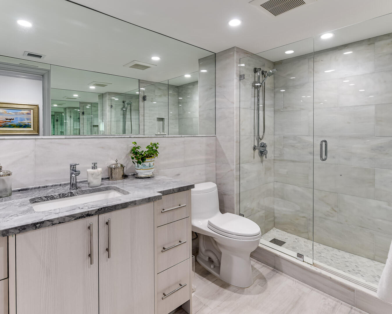 340 S Ocean #2b, Palm Beach FL 33480