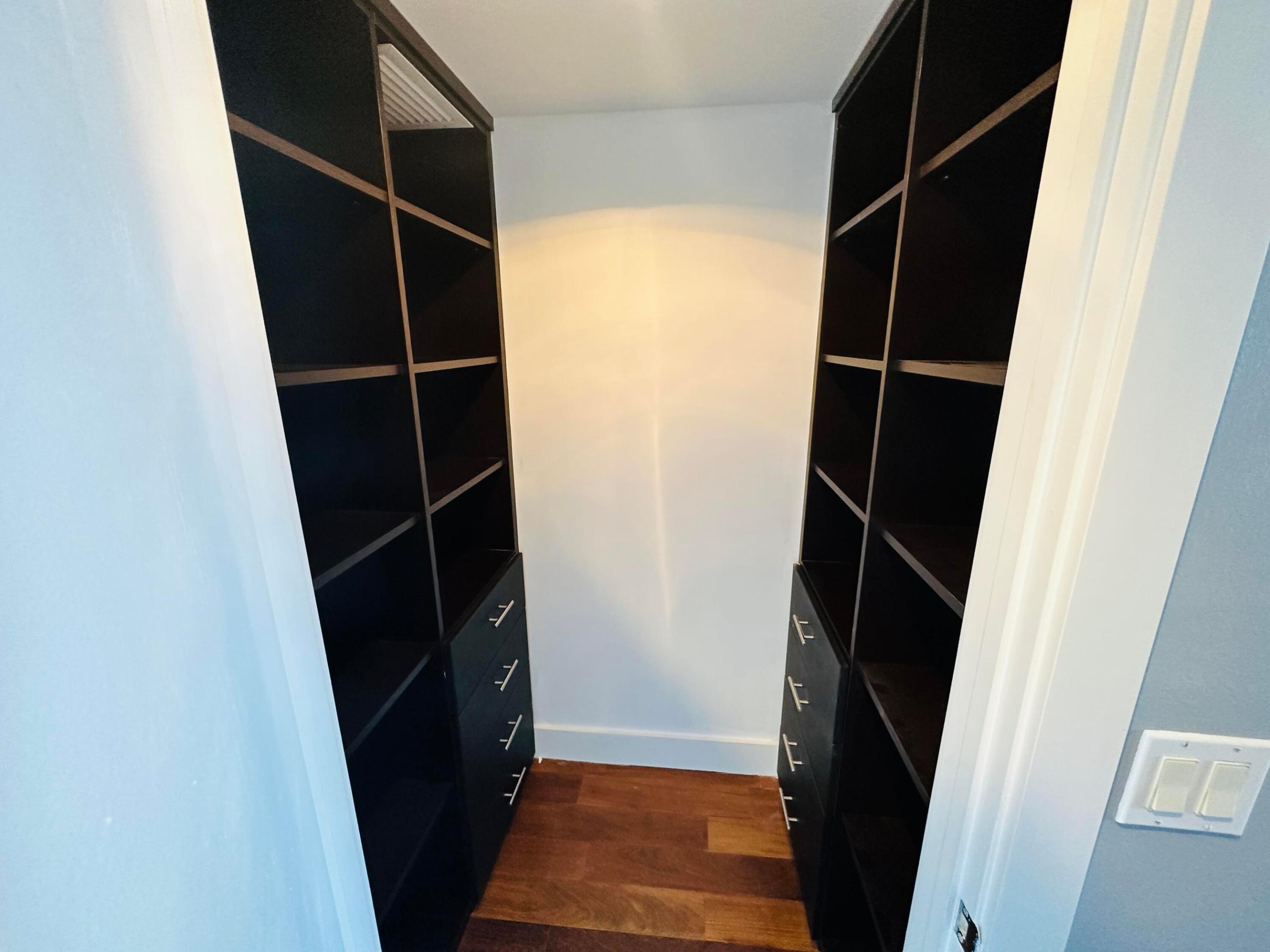 50 Biscayne #2108, Miami FL 33132