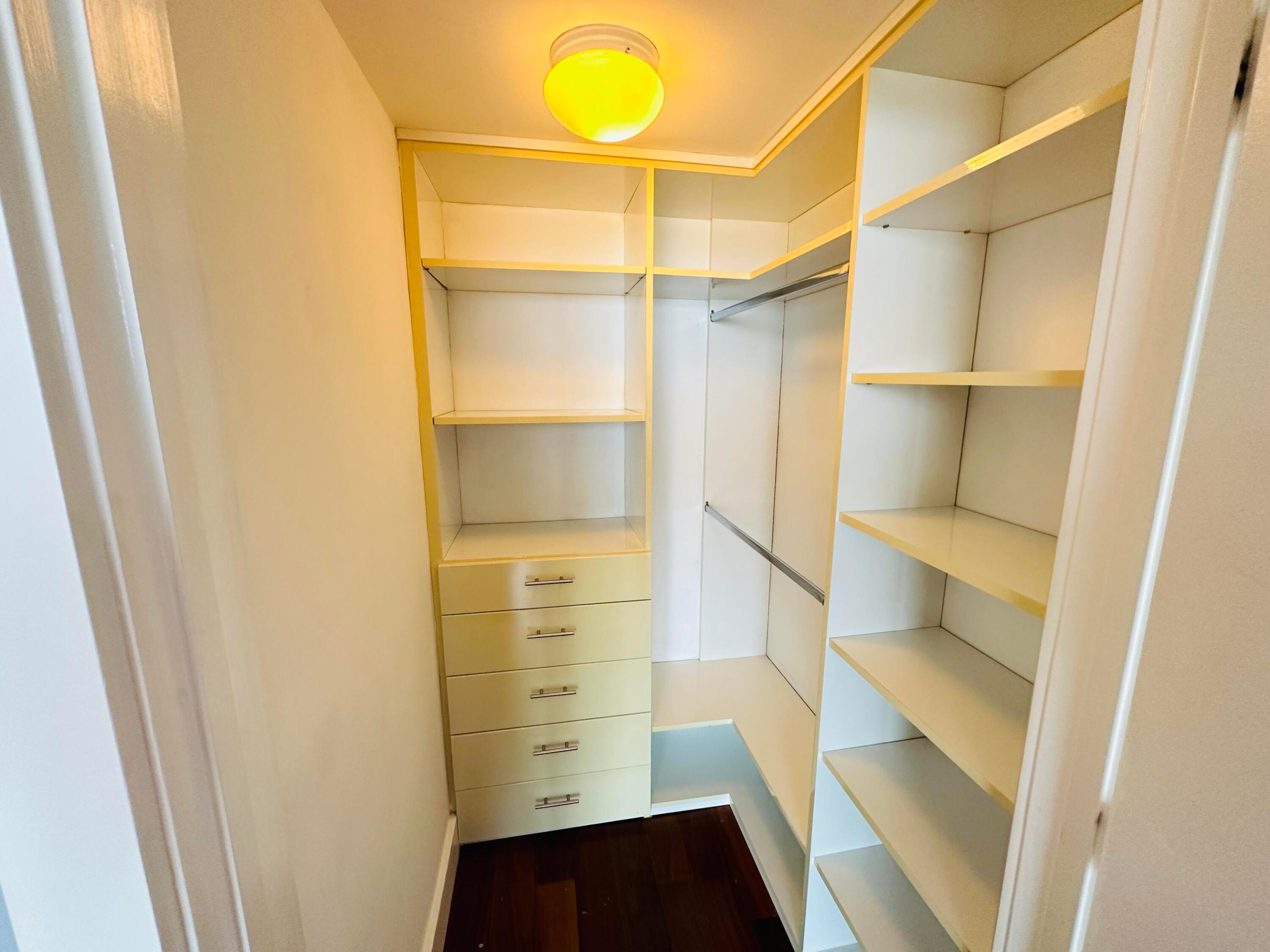 50 Biscayne #2108, Miami FL 33132
