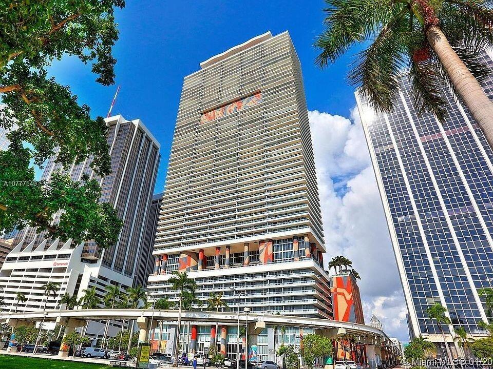 50 Biscayne #2108, Miami FL 33132