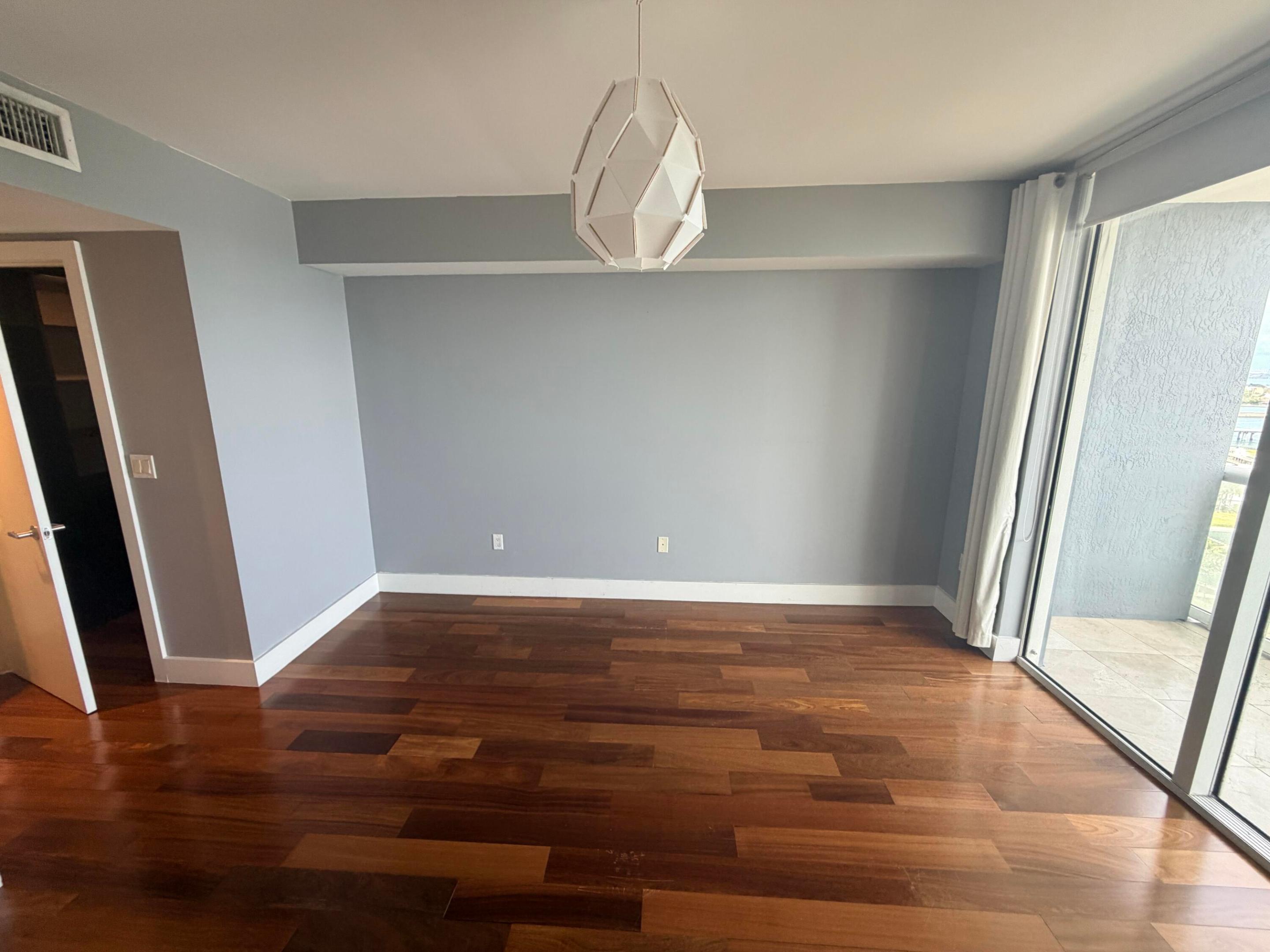 50 Biscayne #2108, Miami FL 33132