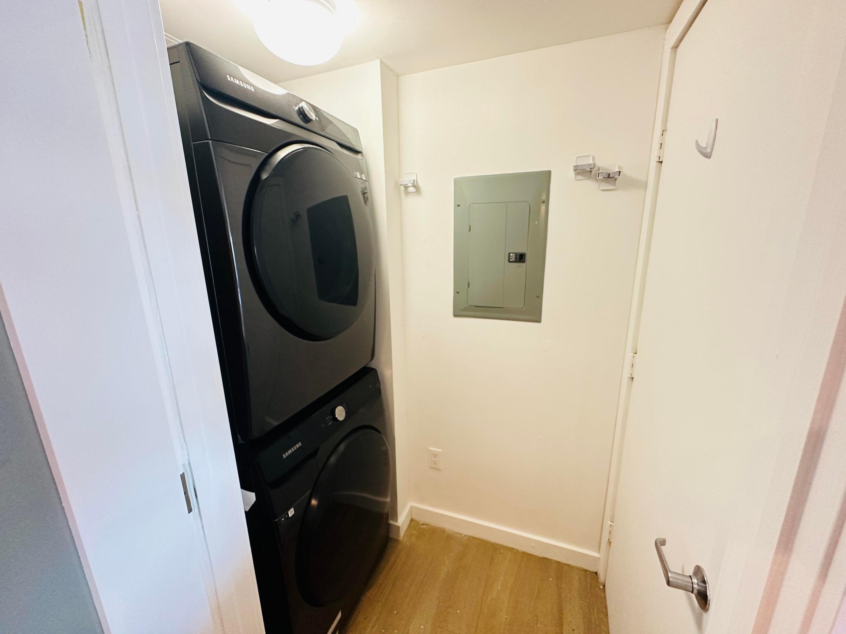 50 Biscayne #2108, Miami FL 33132
