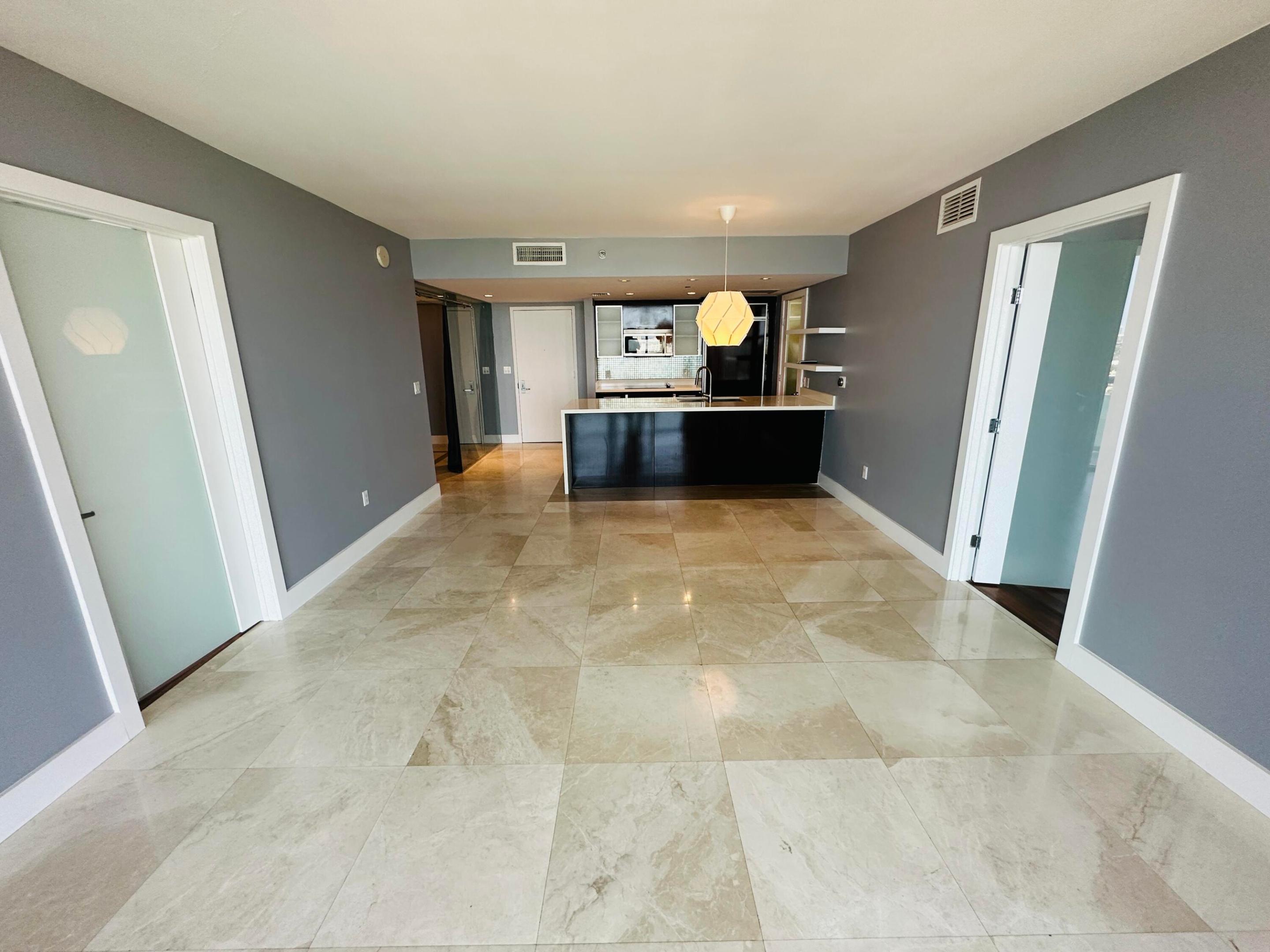 50 Biscayne #2108, Miami FL 33132