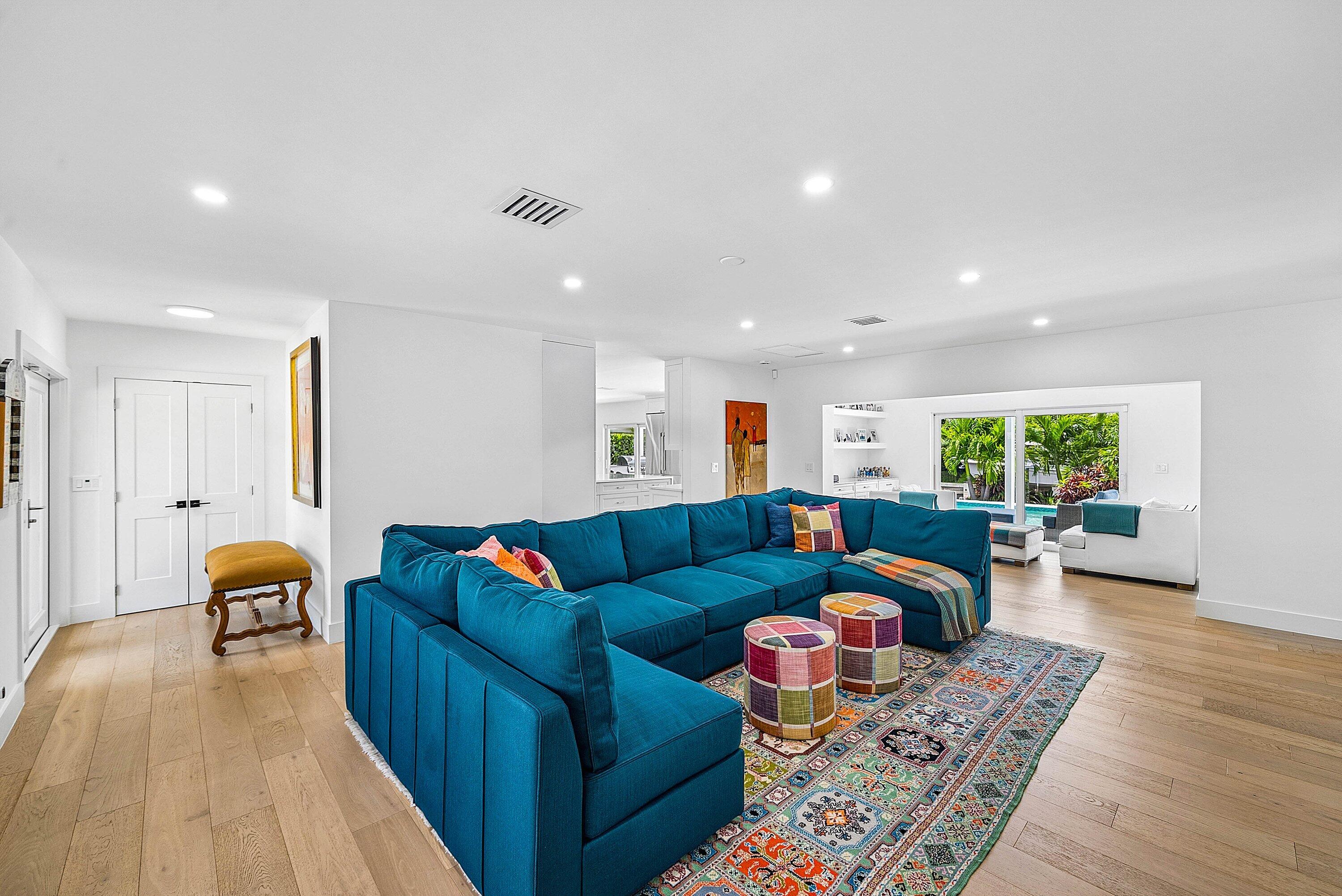 800 Holly, Boca Raton FL 33486