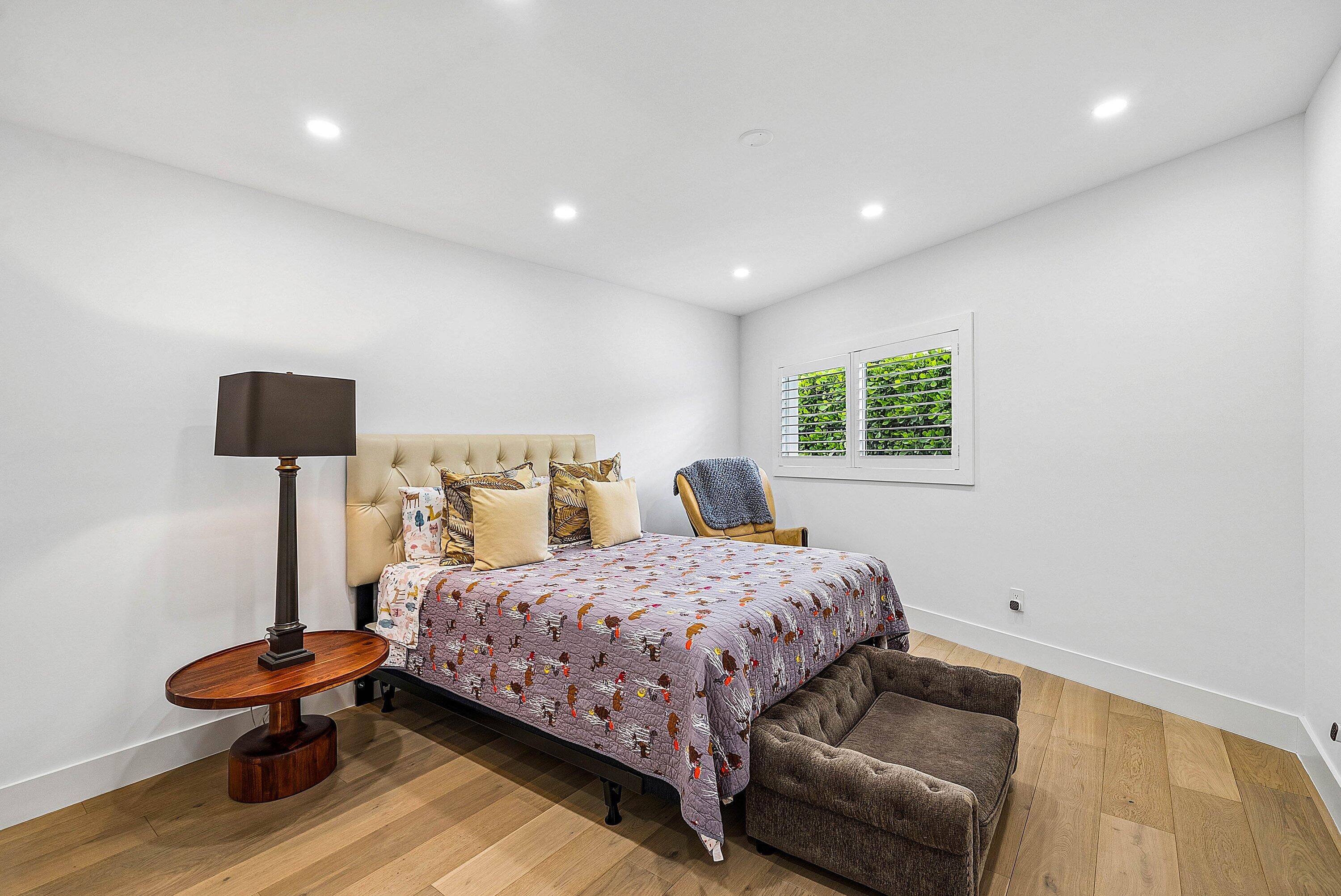 800 Holly, Boca Raton FL 33486