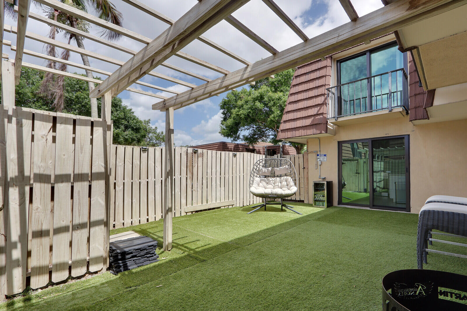 1614 16th, Palm Beach Gardens FL 33418