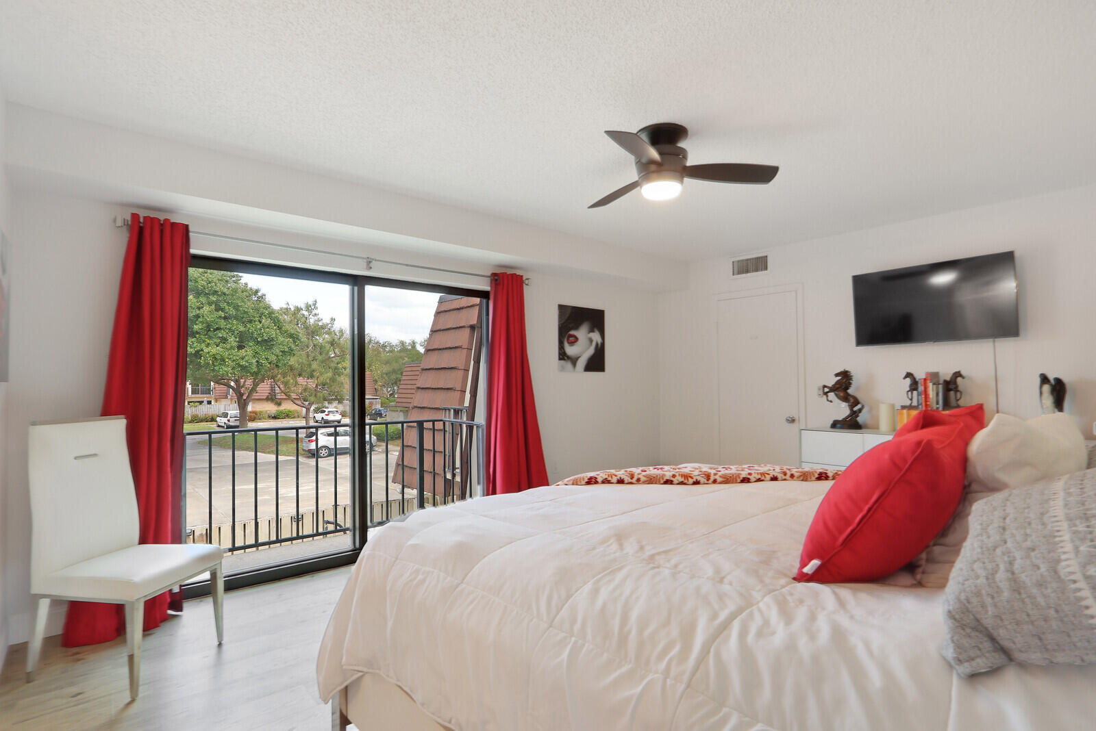 1614 16th, Palm Beach Gardens FL 33418