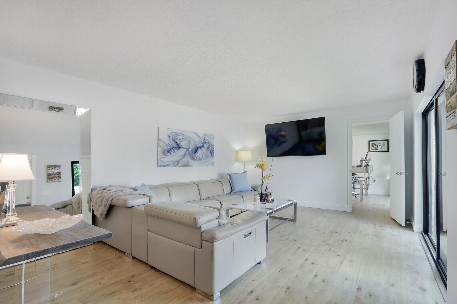 1614 16th, Palm Beach Gardens FL 33418