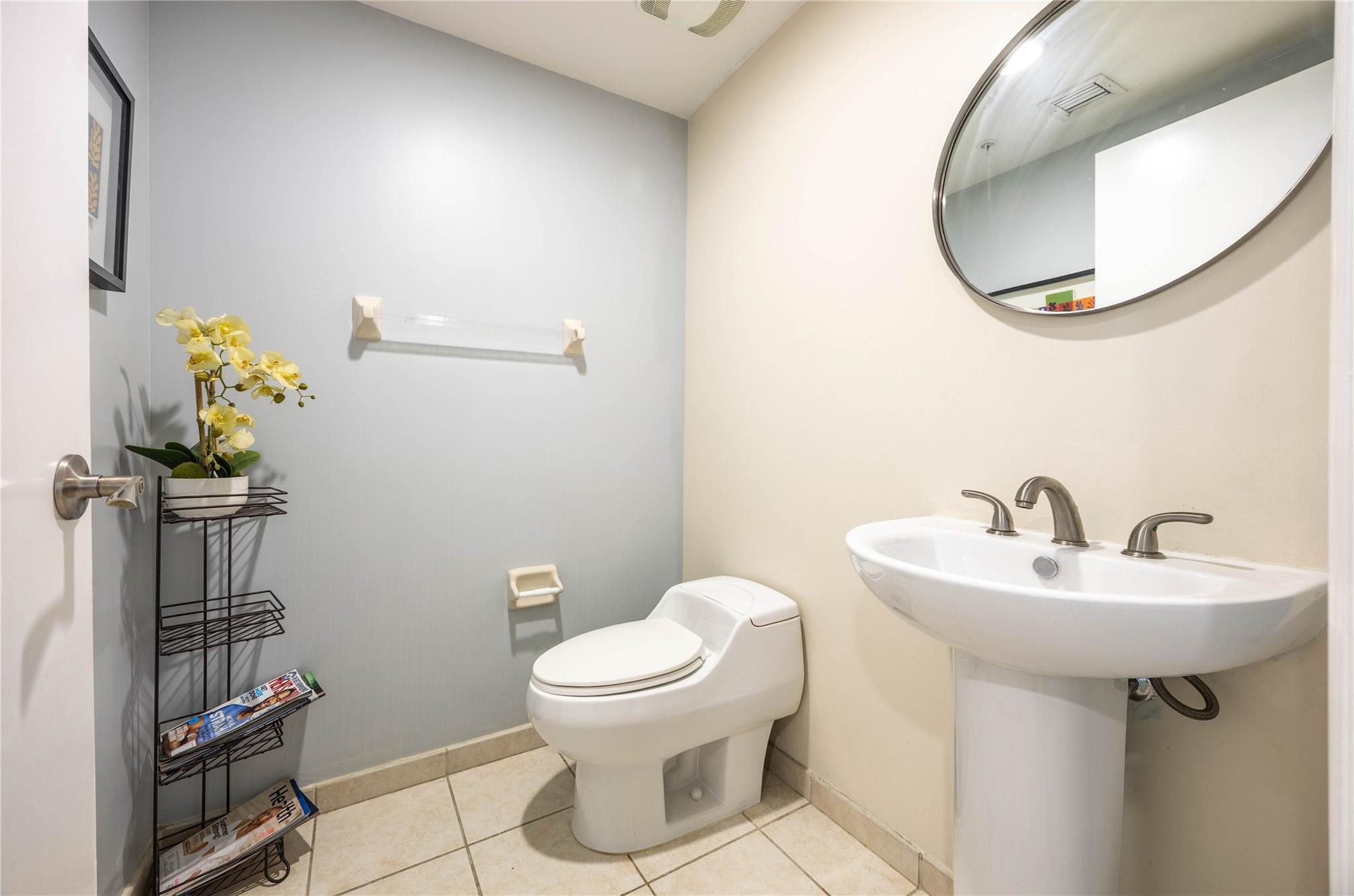 14951 Royal Oaks #1109, North Miami FL 33181