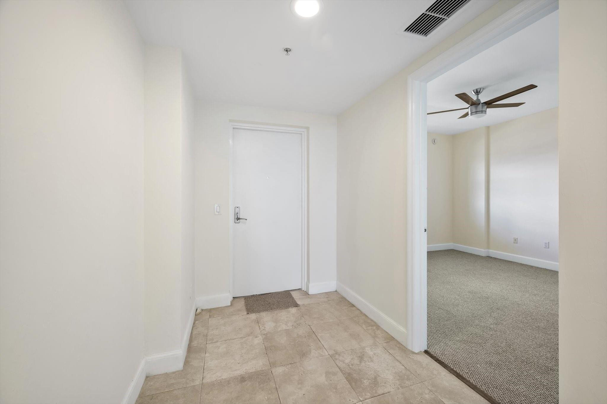 15051 Royal Oaks #2106, North Miami FL 33181