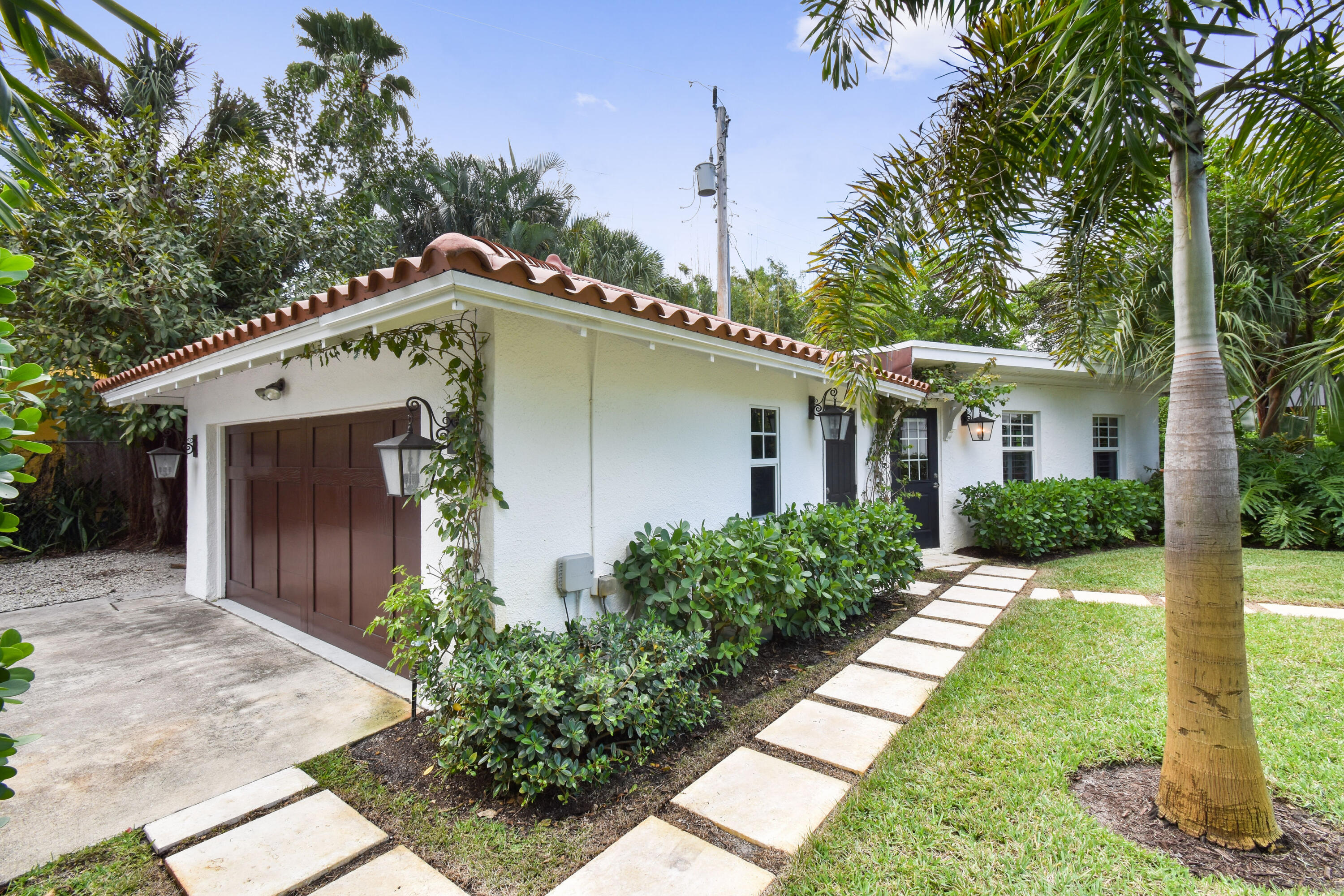 300 Buckingham, West Palm Beach FL 33405