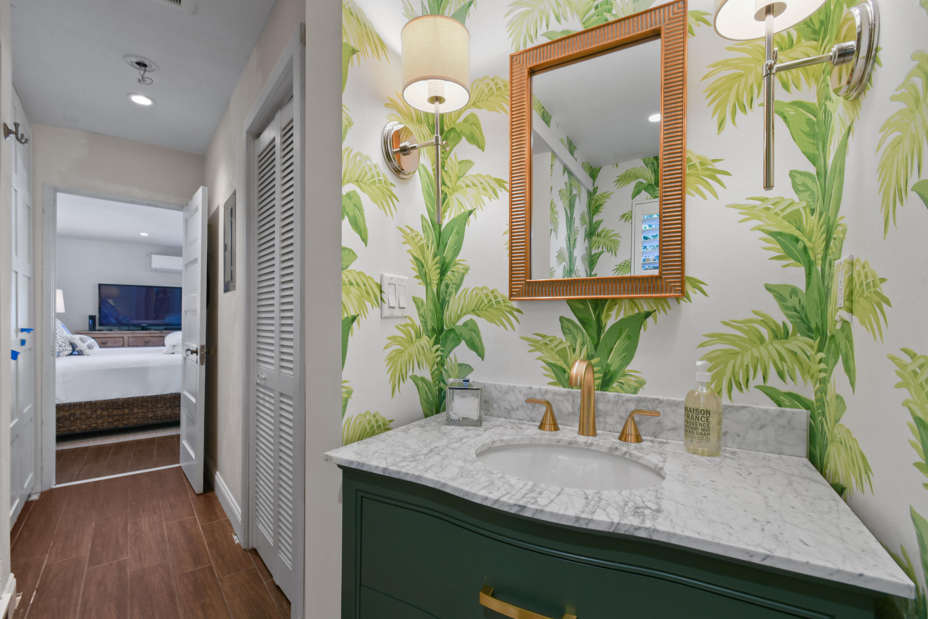 300 Buckingham, West Palm Beach FL 33405