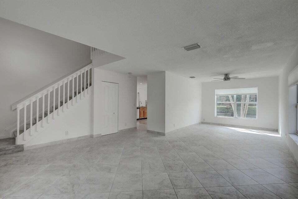 10758 Lake Jasmine, Boca Raton FL 33498