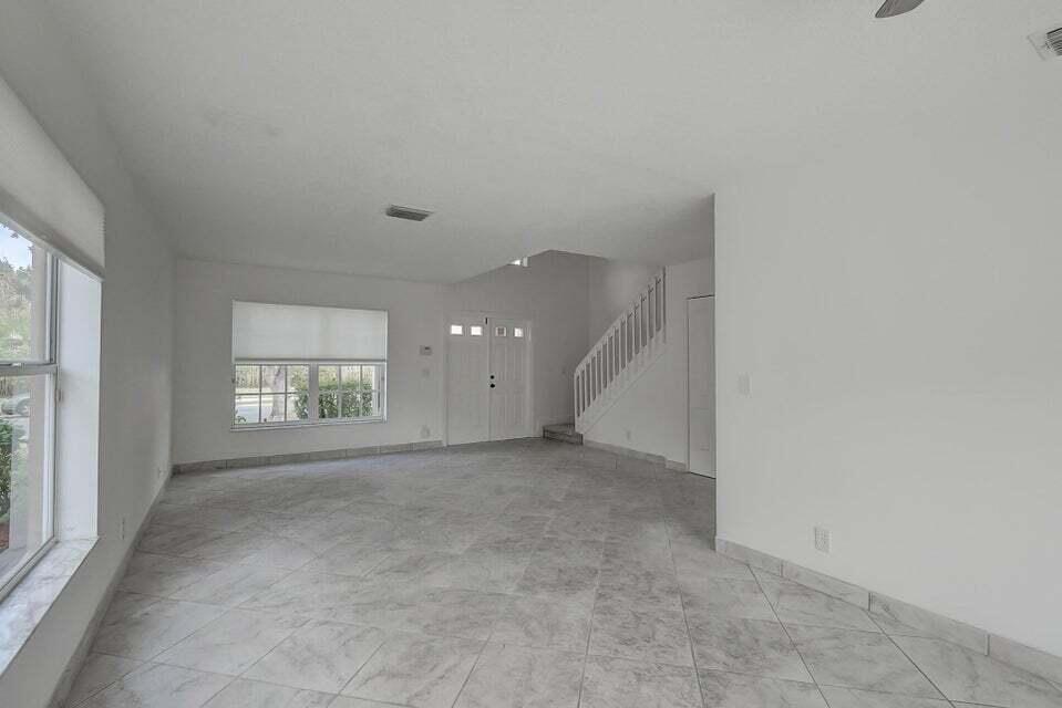 10758 Lake Jasmine, Boca Raton FL 33498