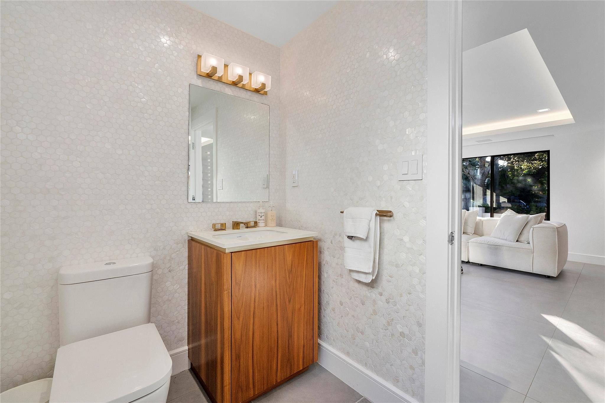 500 NE 14th, Fort Lauderdale FL 33301