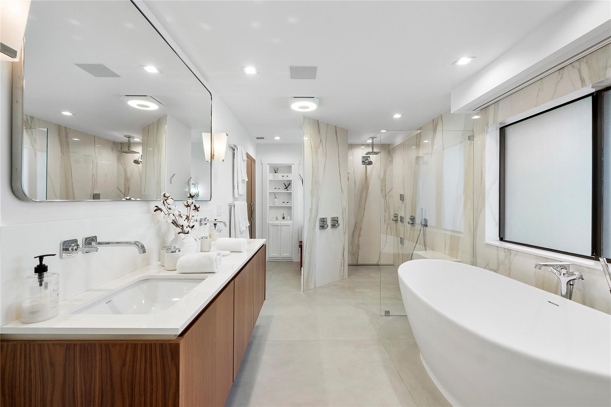 500 NE 14th, Fort Lauderdale FL 33301