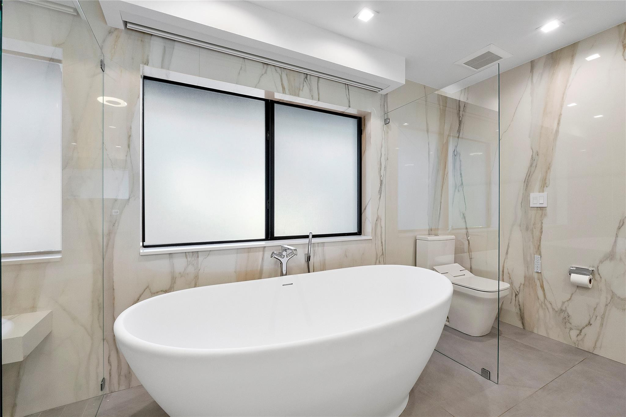 500 NE 14th, Fort Lauderdale FL 33301