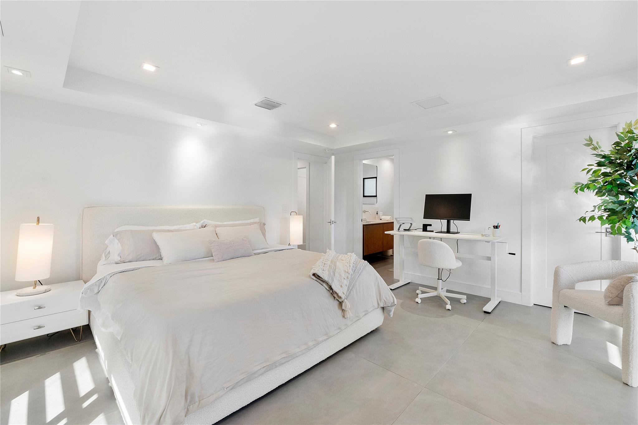 500 NE 14th, Fort Lauderdale FL 33301