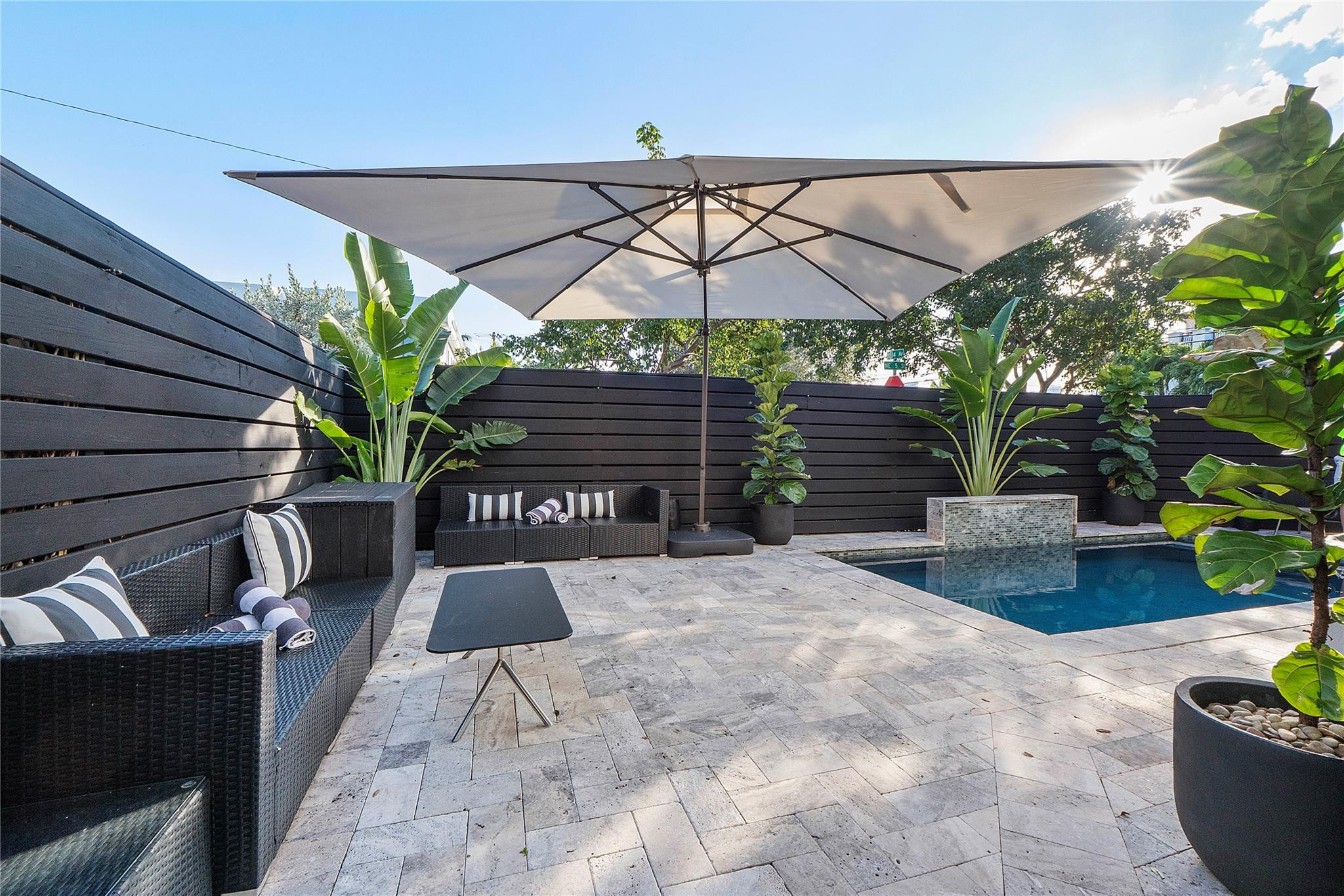 500 NE 14th, Fort Lauderdale FL 33301