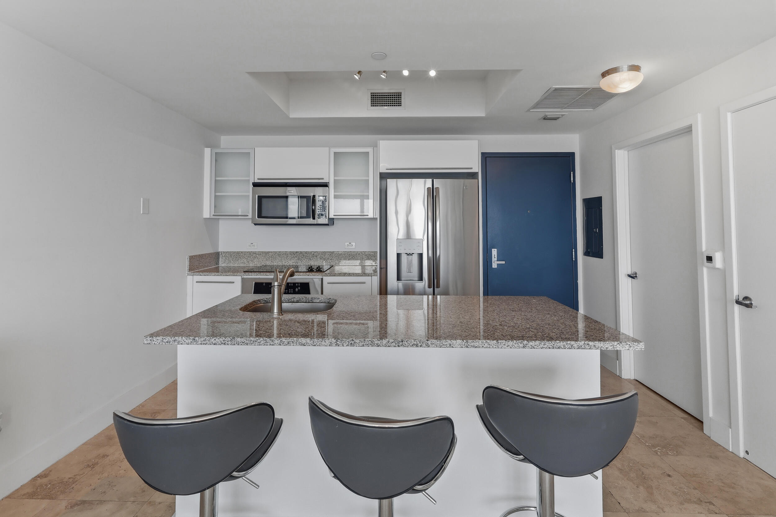 888 Biscayne #3702, Miami FL 33132