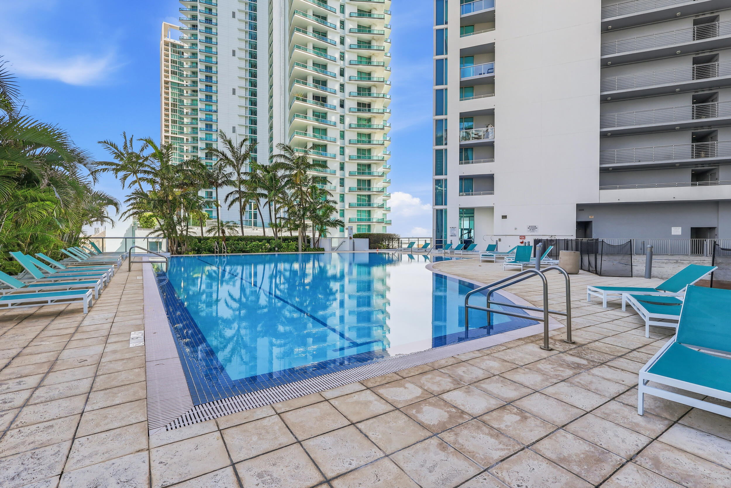 888 Biscayne #3702, Miami FL 33132