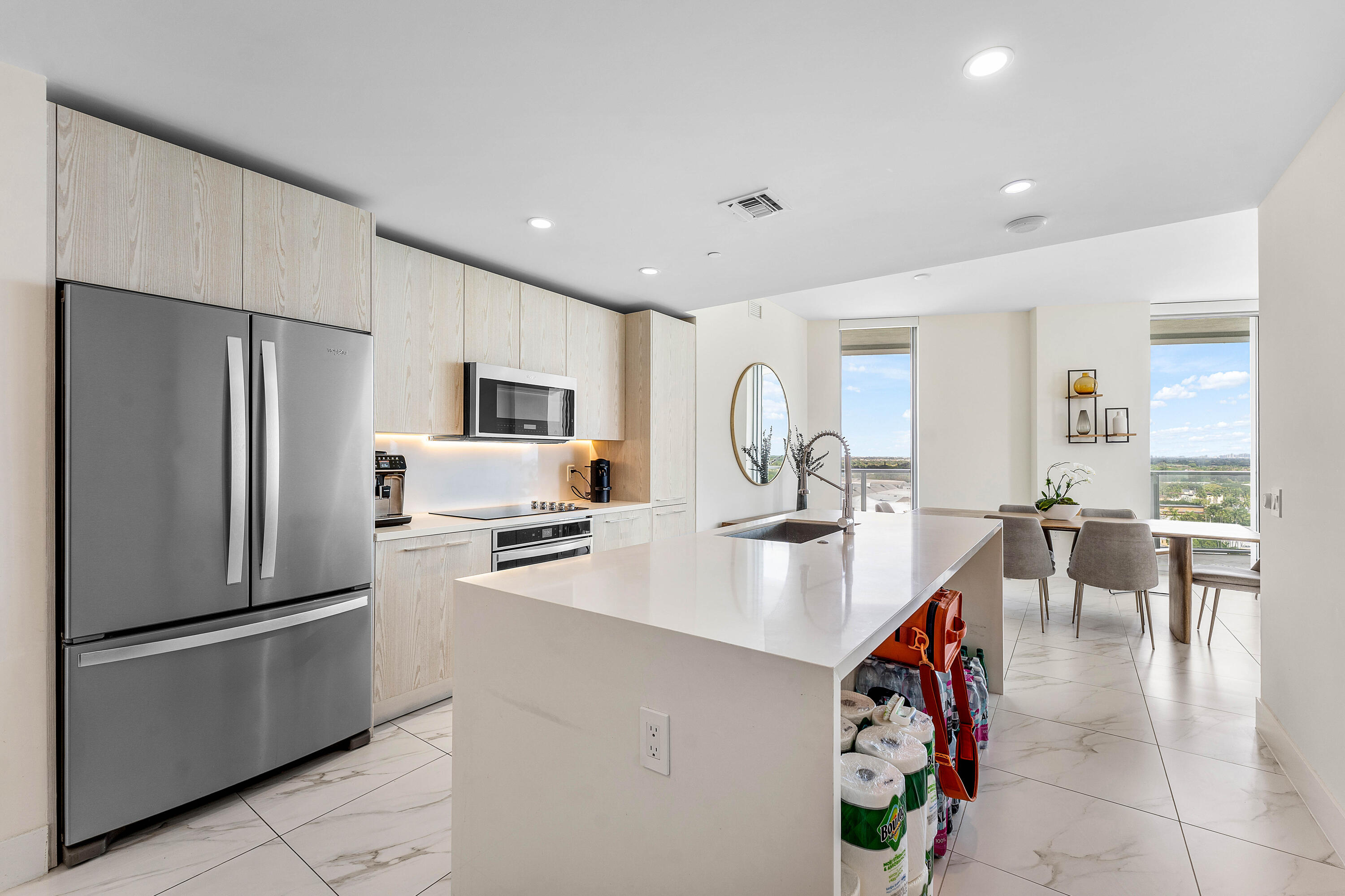 2000 Metropica #1509, Sunrise FL 33323