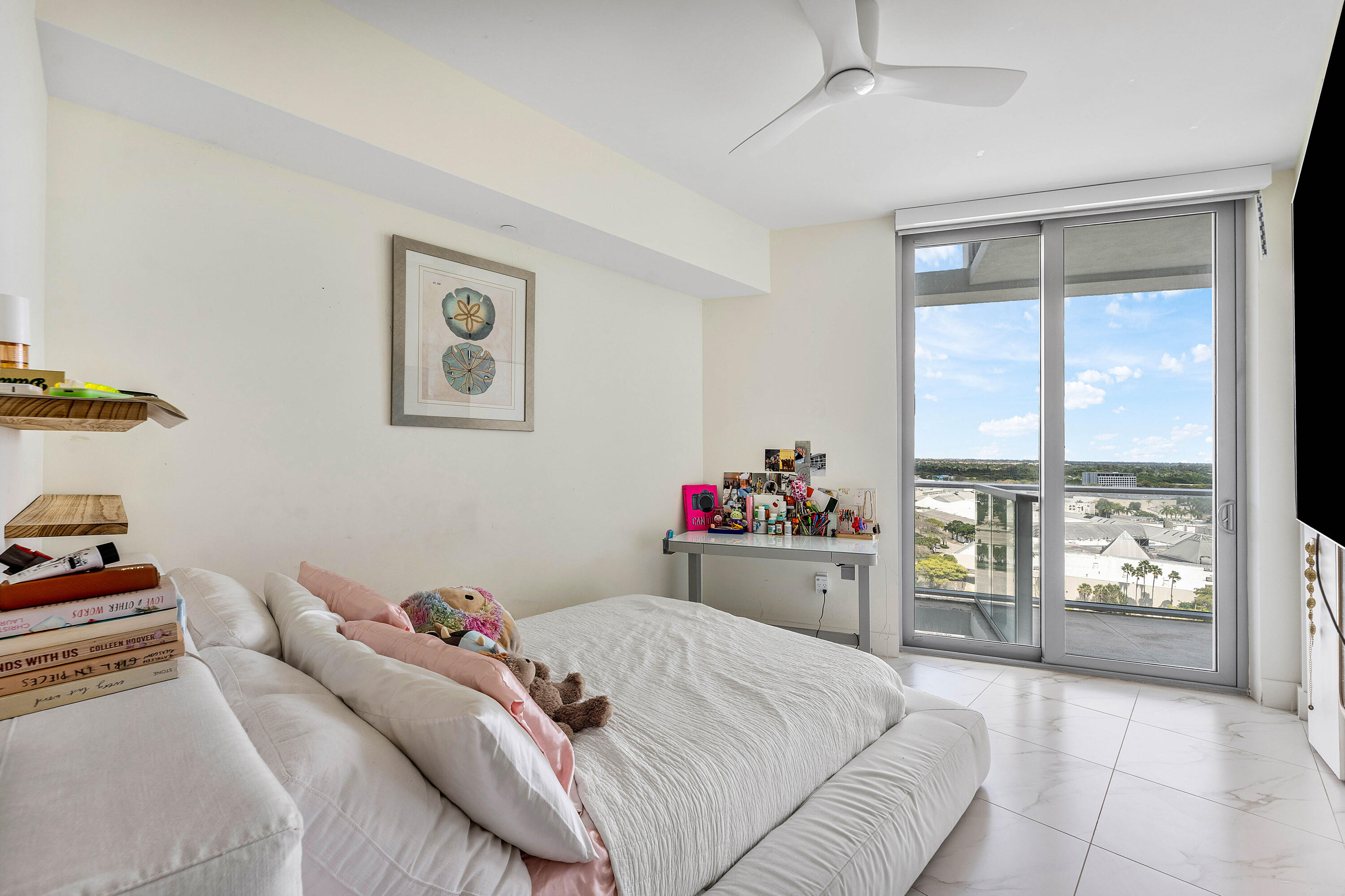 2000 Metropica #1509, Sunrise FL 33323