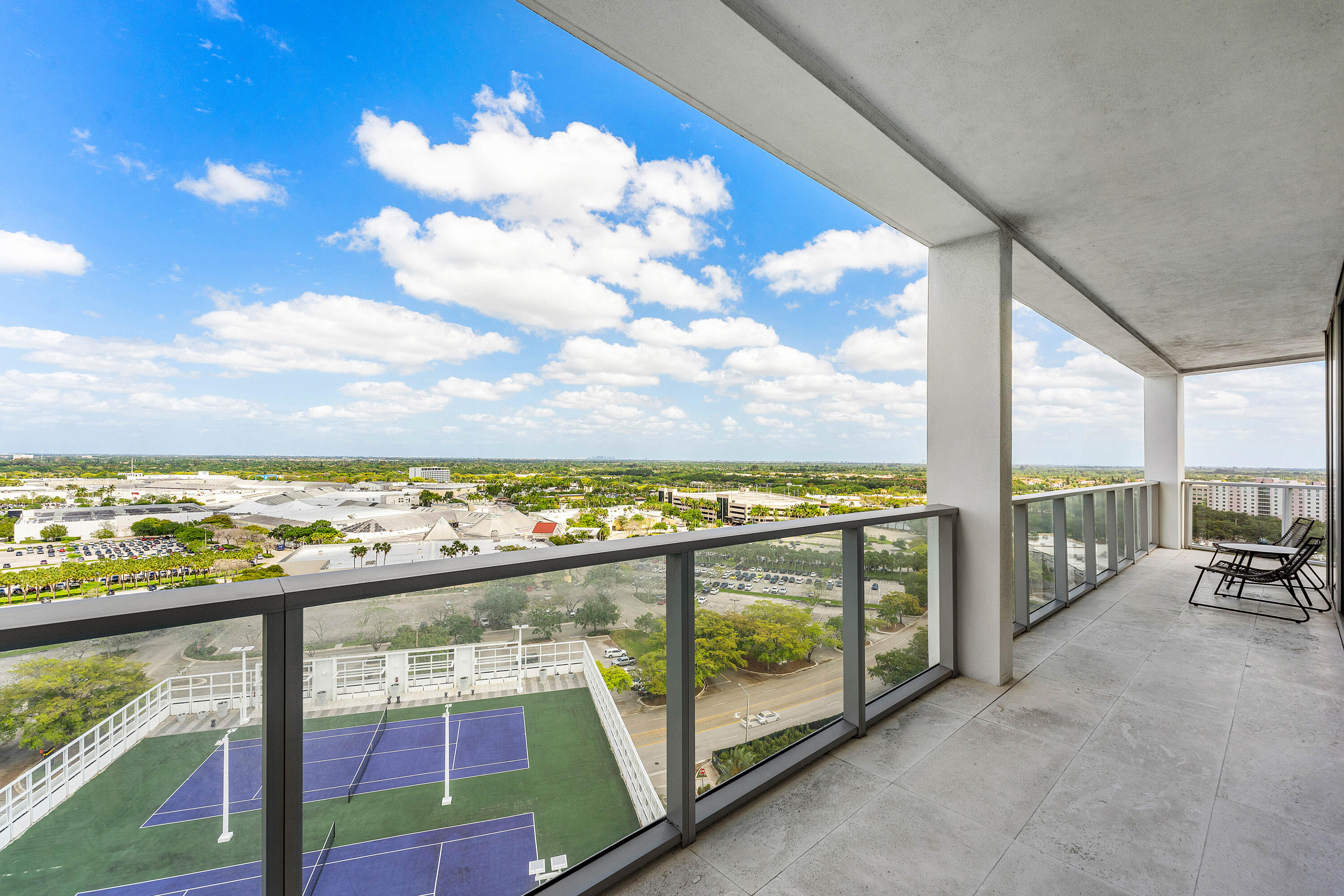 2000 Metropica #1509, Sunrise FL 33323