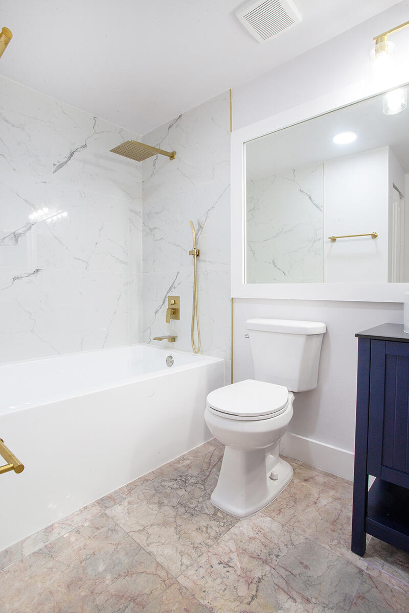 5860 W Sample #204, Coral Springs FL 33063