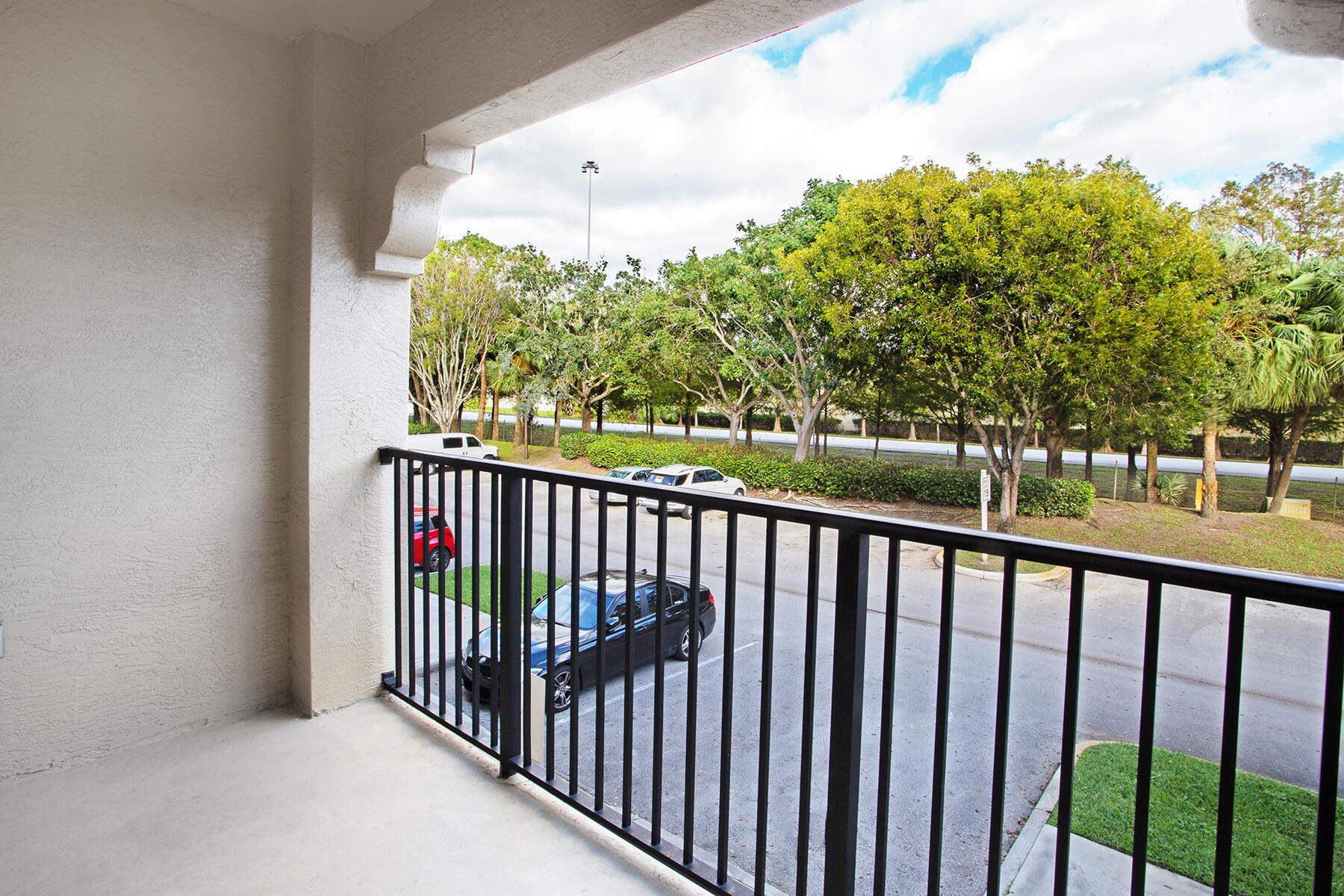 5860 W Sample #204, Coral Springs FL 33063
