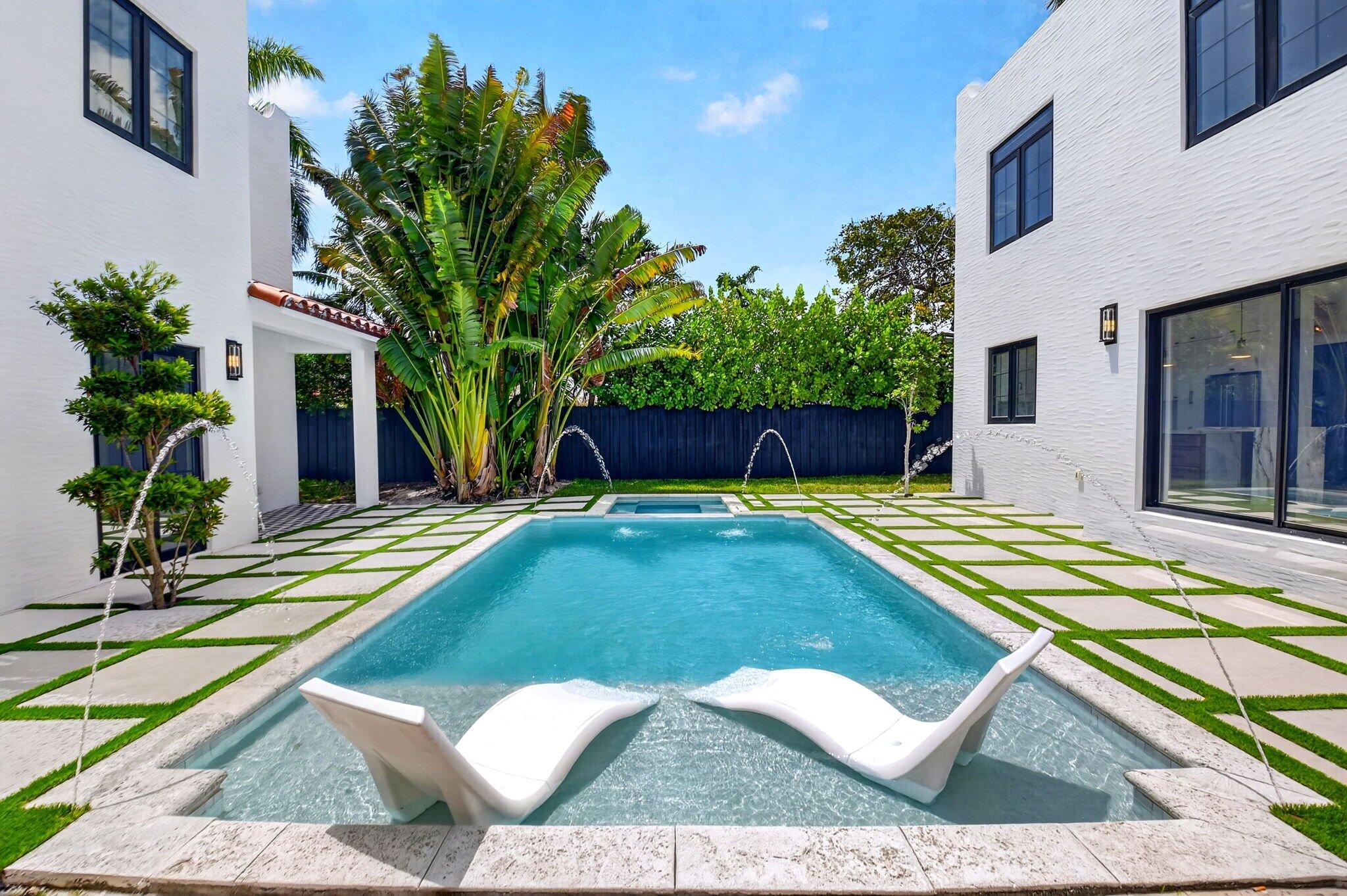 312 Plymouth, West Palm Beach FL 33405