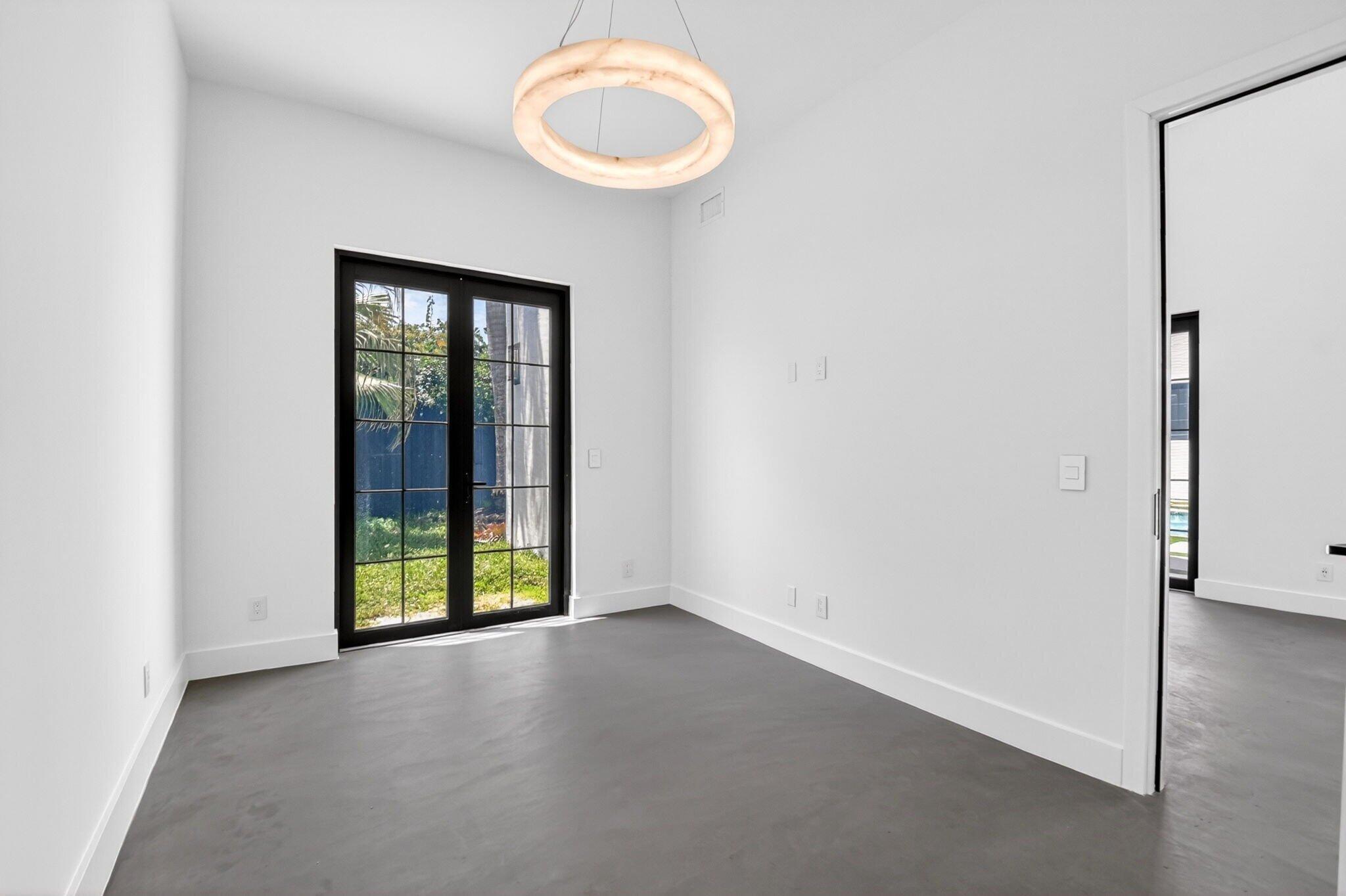 312 Plymouth, West Palm Beach FL 33405