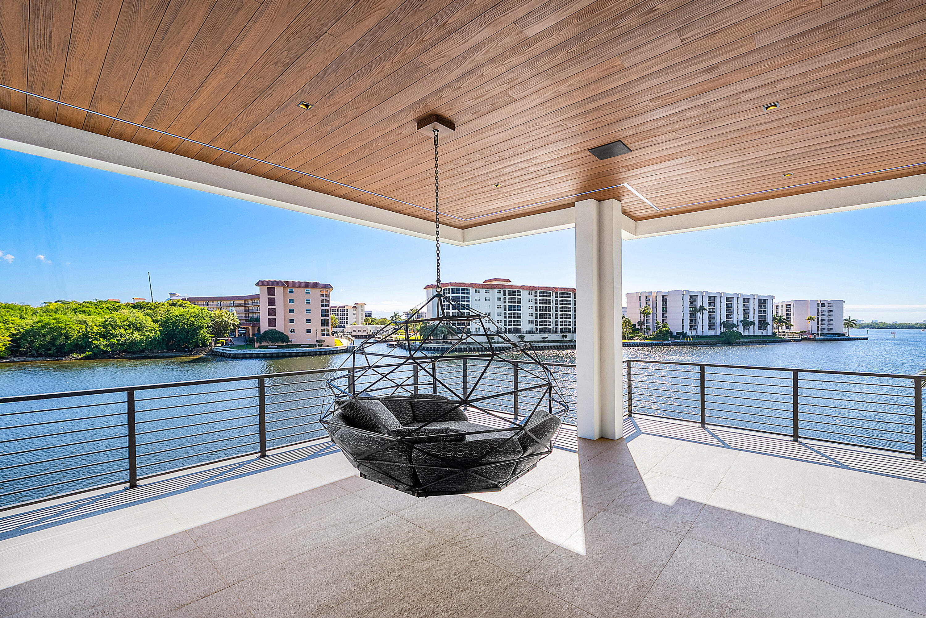 2934 NE 8th #A, Boca Raton FL 33431