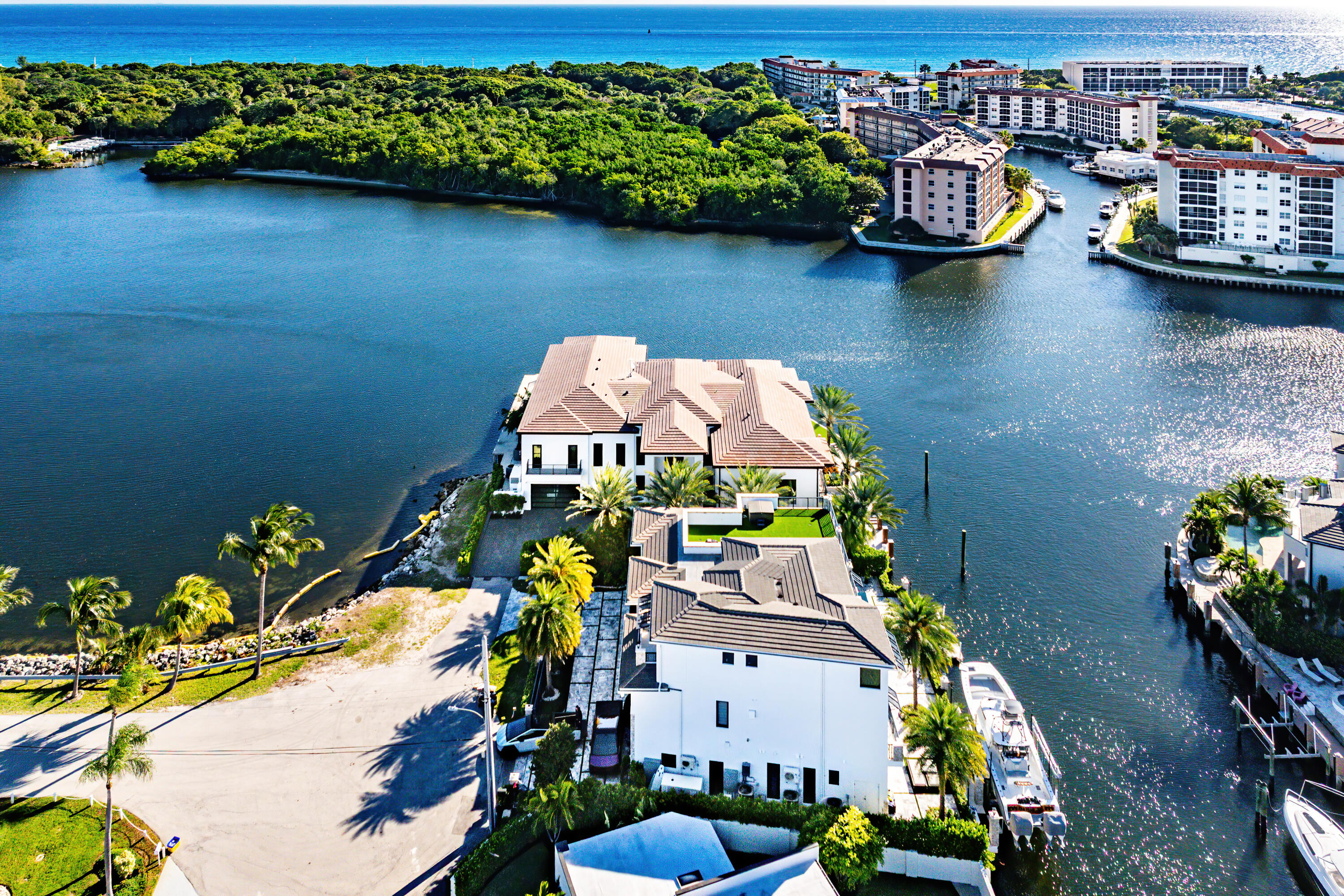 2934 NE 8th #A, Boca Raton FL 33431