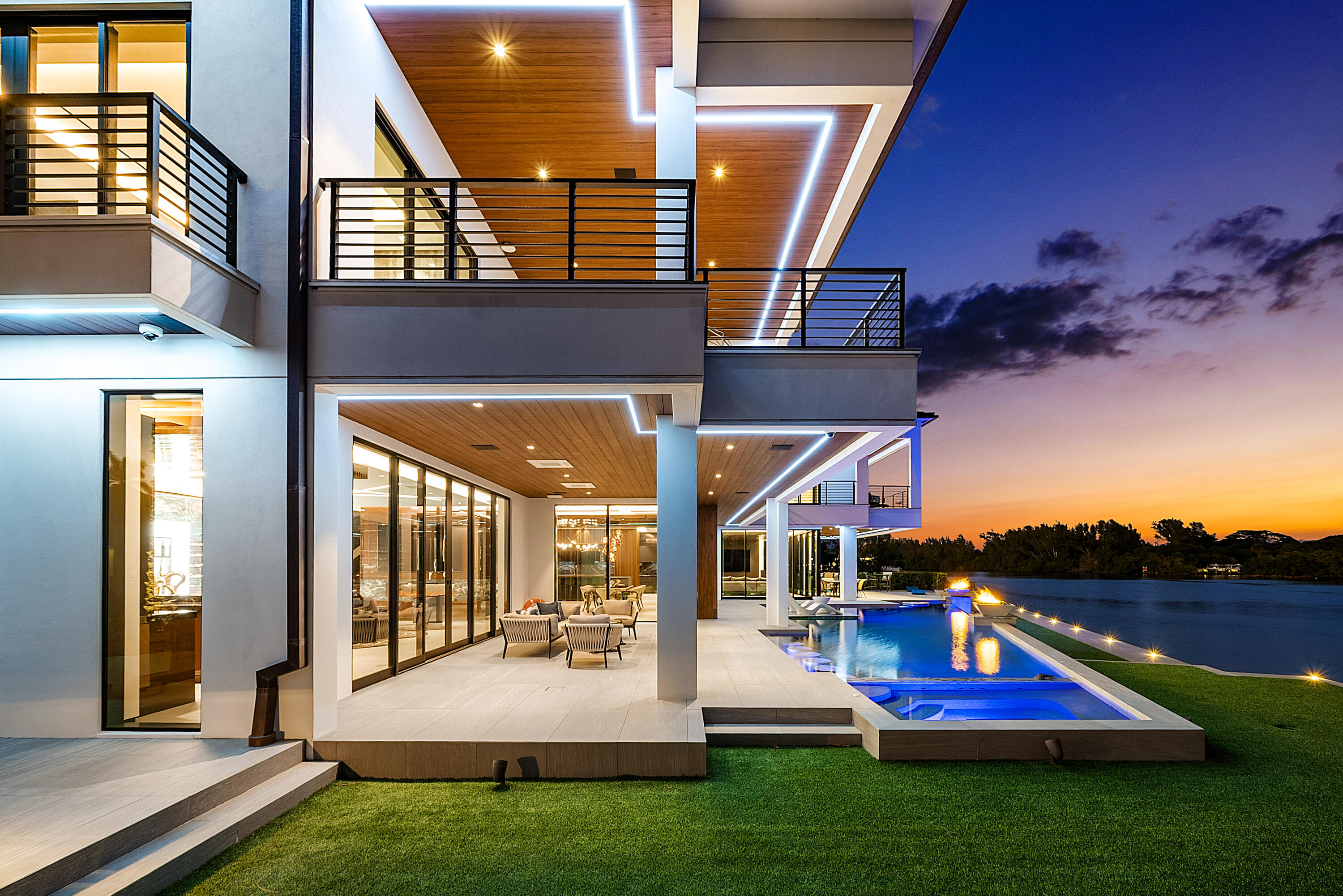 2934 NE 8th #A, Boca Raton FL 33431