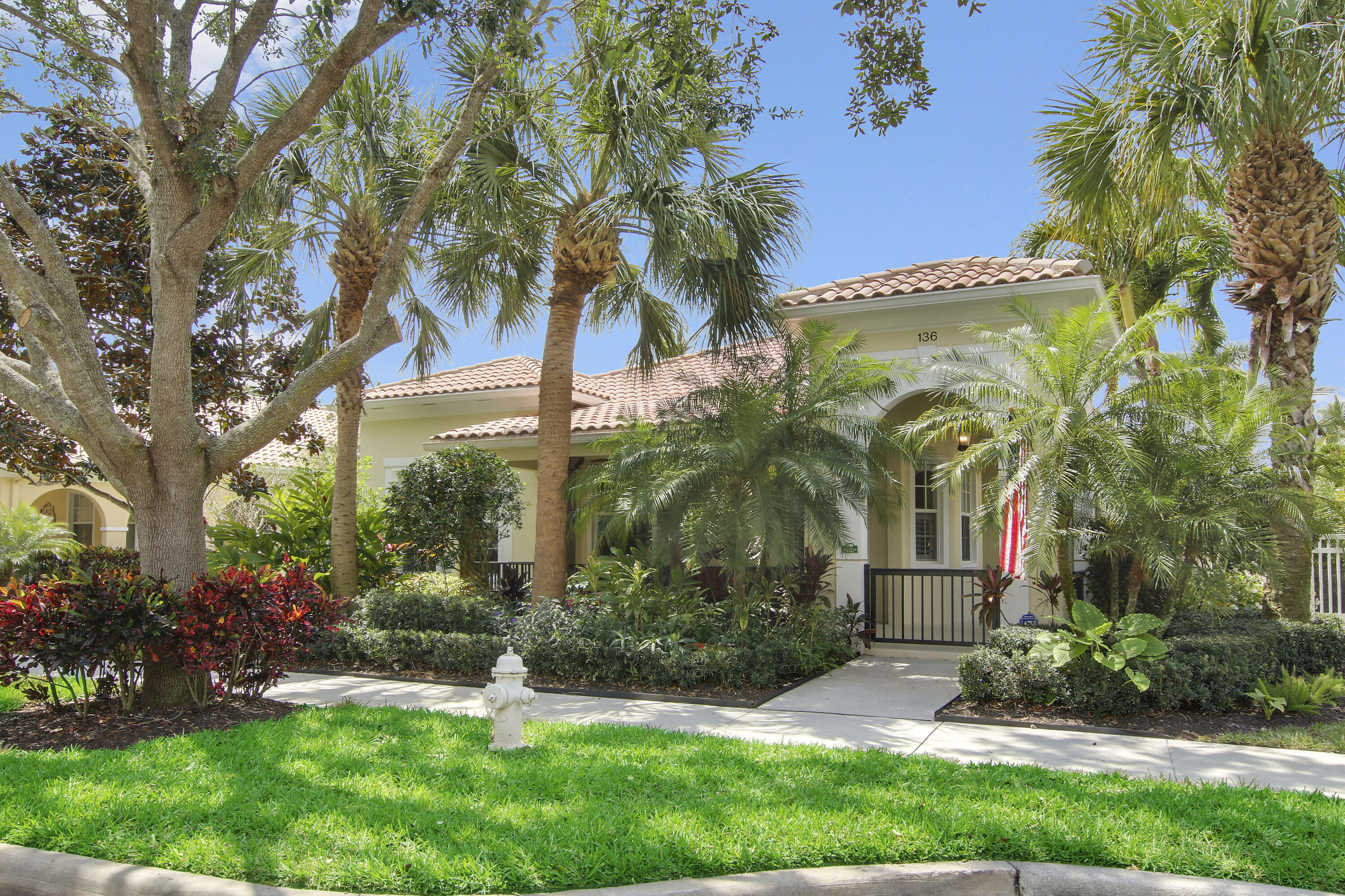 136 Florence, Jupiter FL 33458