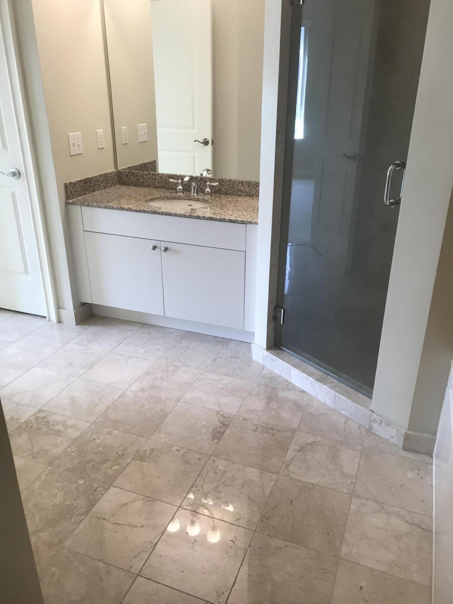 16102 Emerald Estates #212, Weston FL 33331