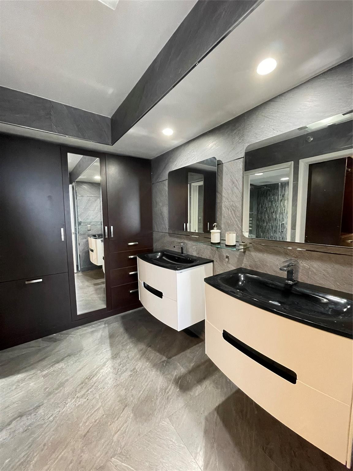 19101 NE 36th #1709, Aventura FL 33180