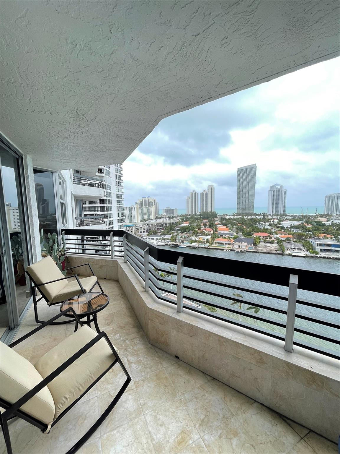 19101 NE 36th #1709, Aventura FL 33180