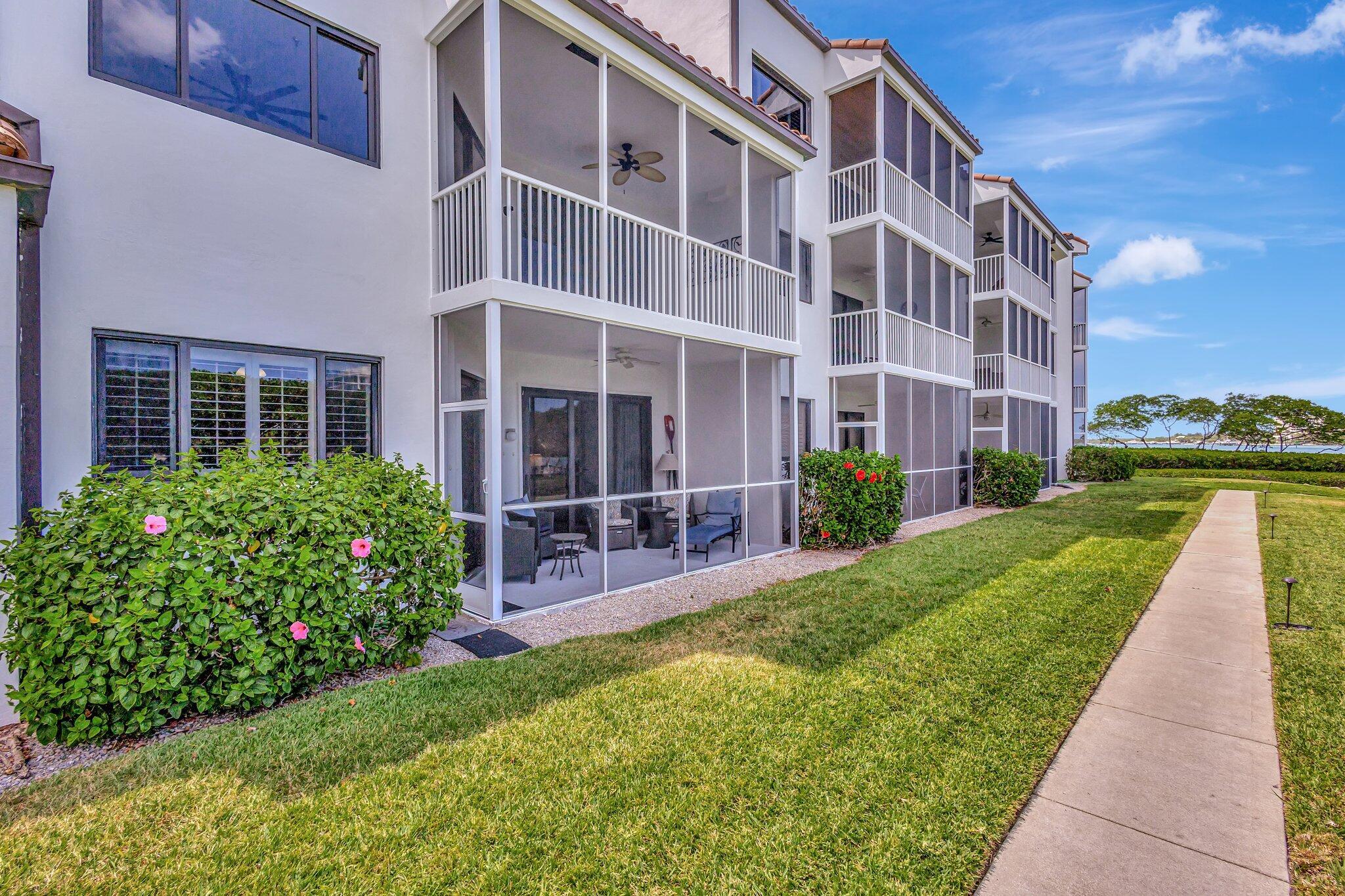 200 Waterway #109, Tequesta FL 33469