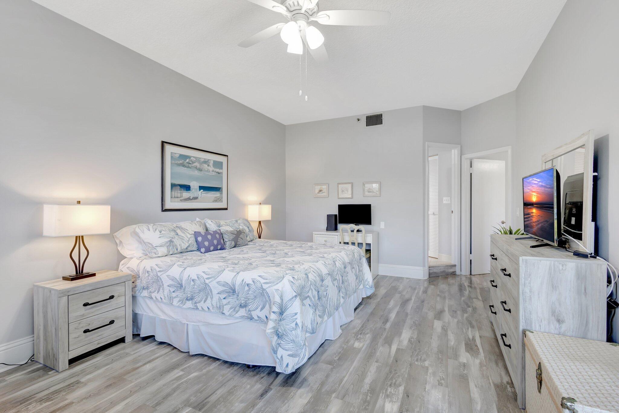 200 Waterway #109, Tequesta FL 33469