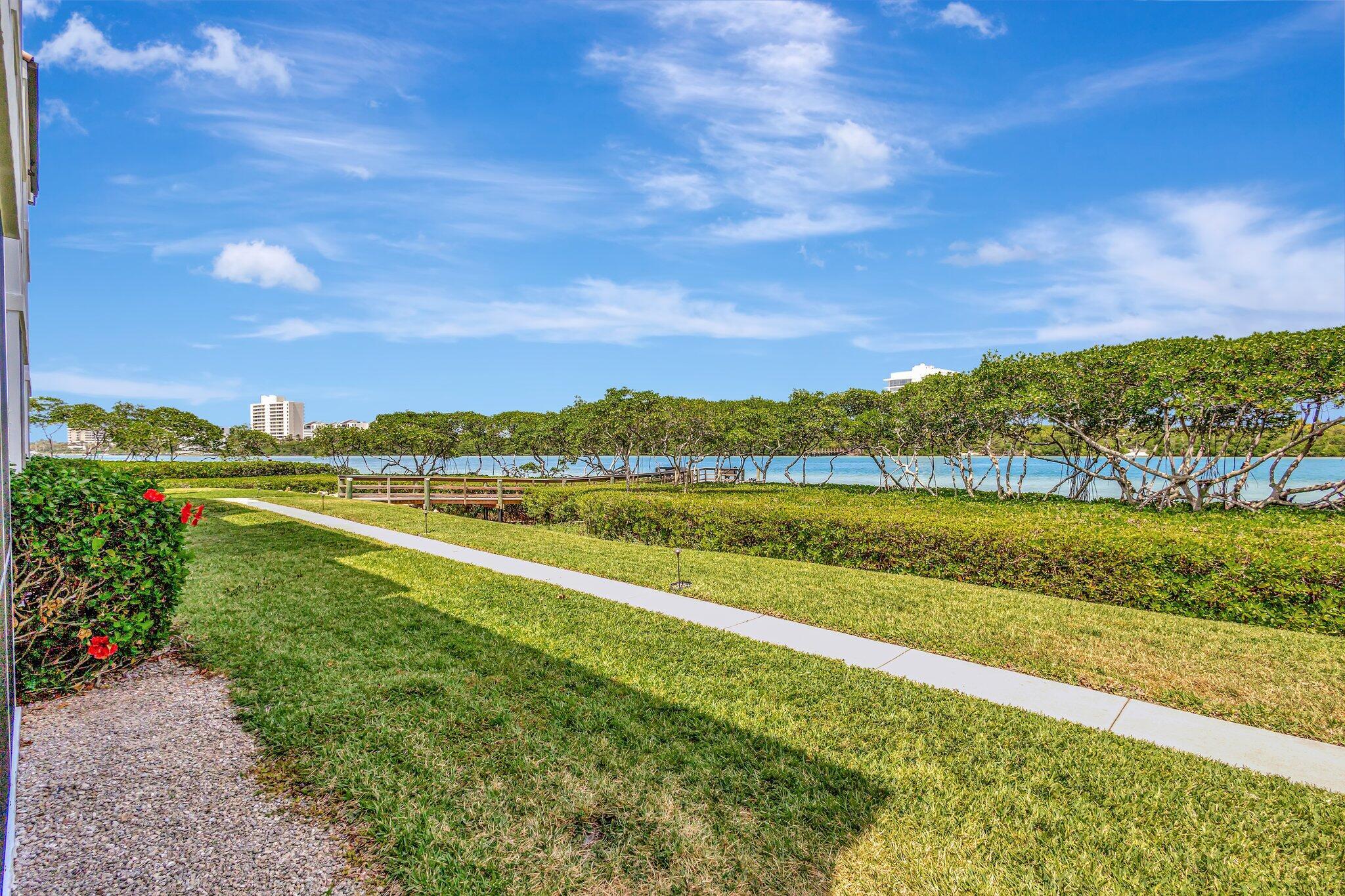 200 Waterway #109, Tequesta FL 33469