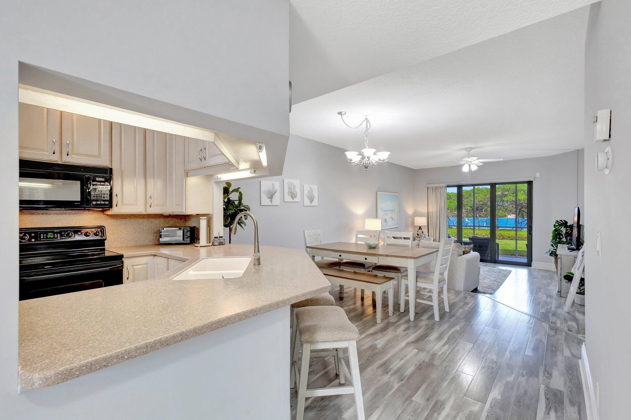 200 Waterway #109, Tequesta FL 33469