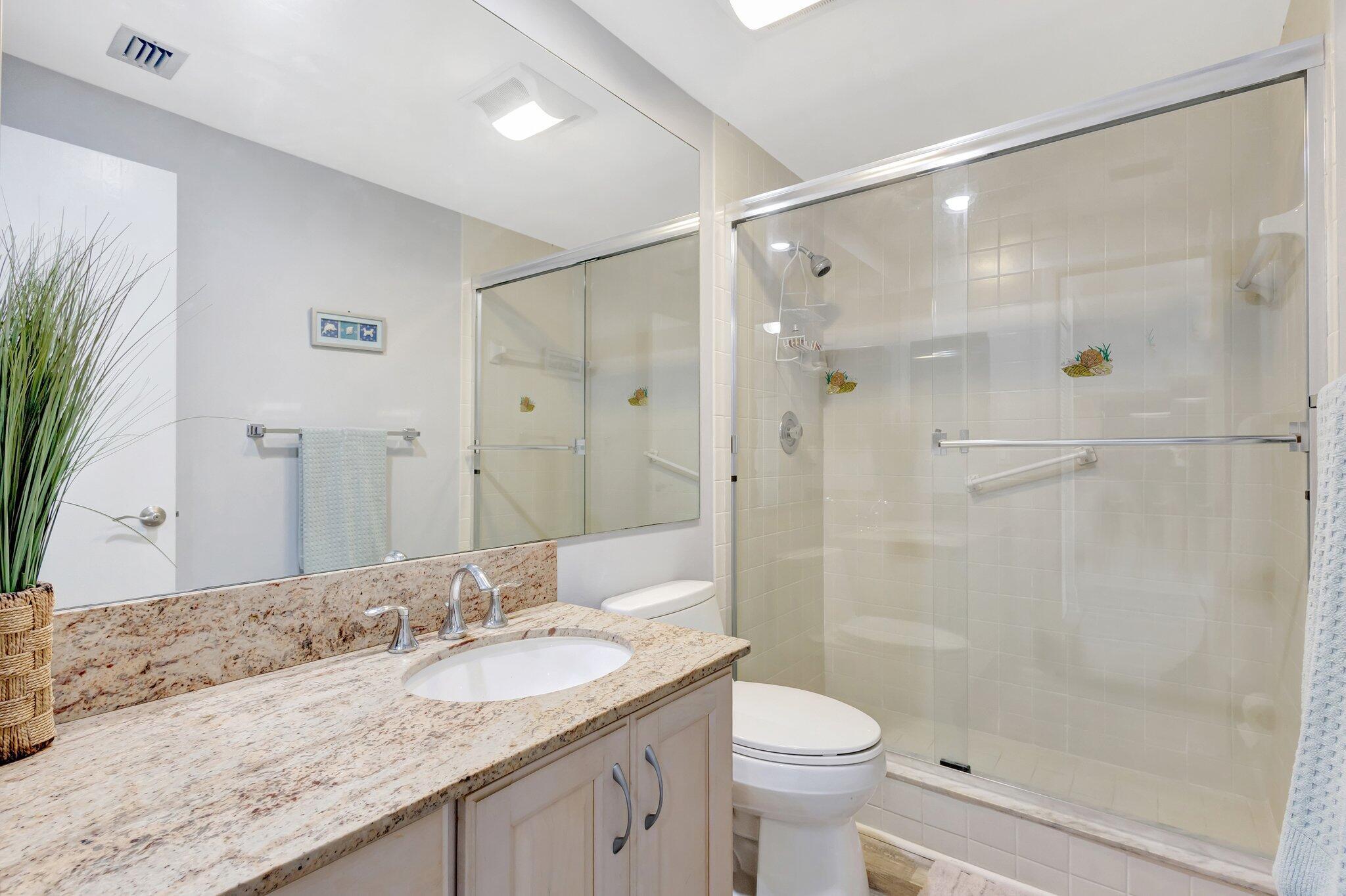 200 Waterway #109, Tequesta FL 33469