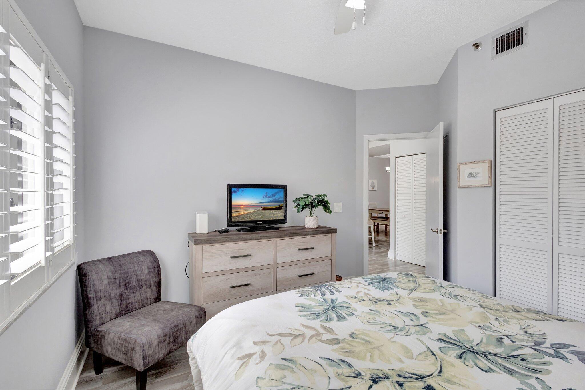 200 Waterway #109, Tequesta FL 33469